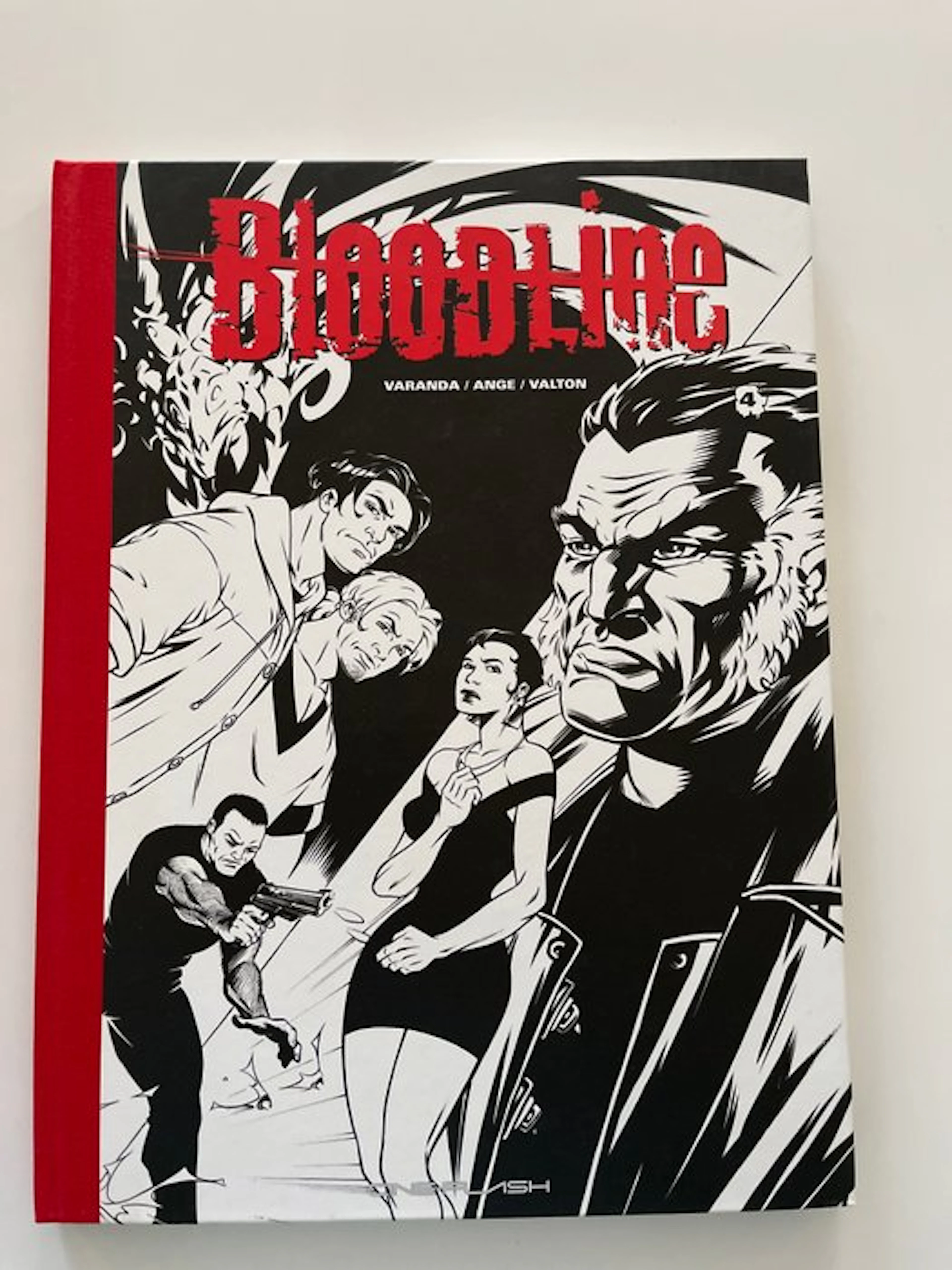 Bloodline T4 - Entre les mondes + ex-libris - C - 1 Album...