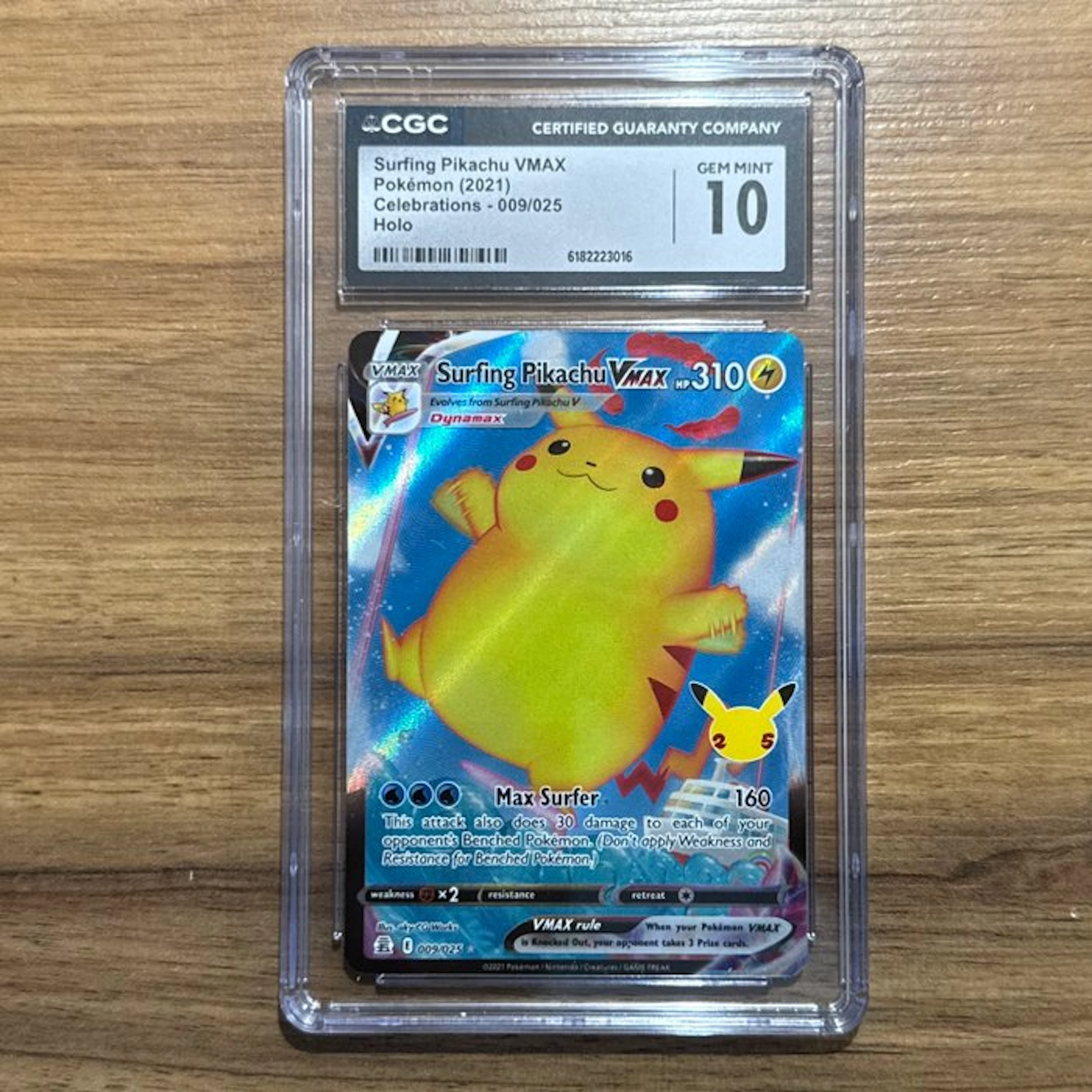 Pokémon Graded card - Surfing Pikachu 25th Celebrations 009 - CGC 10