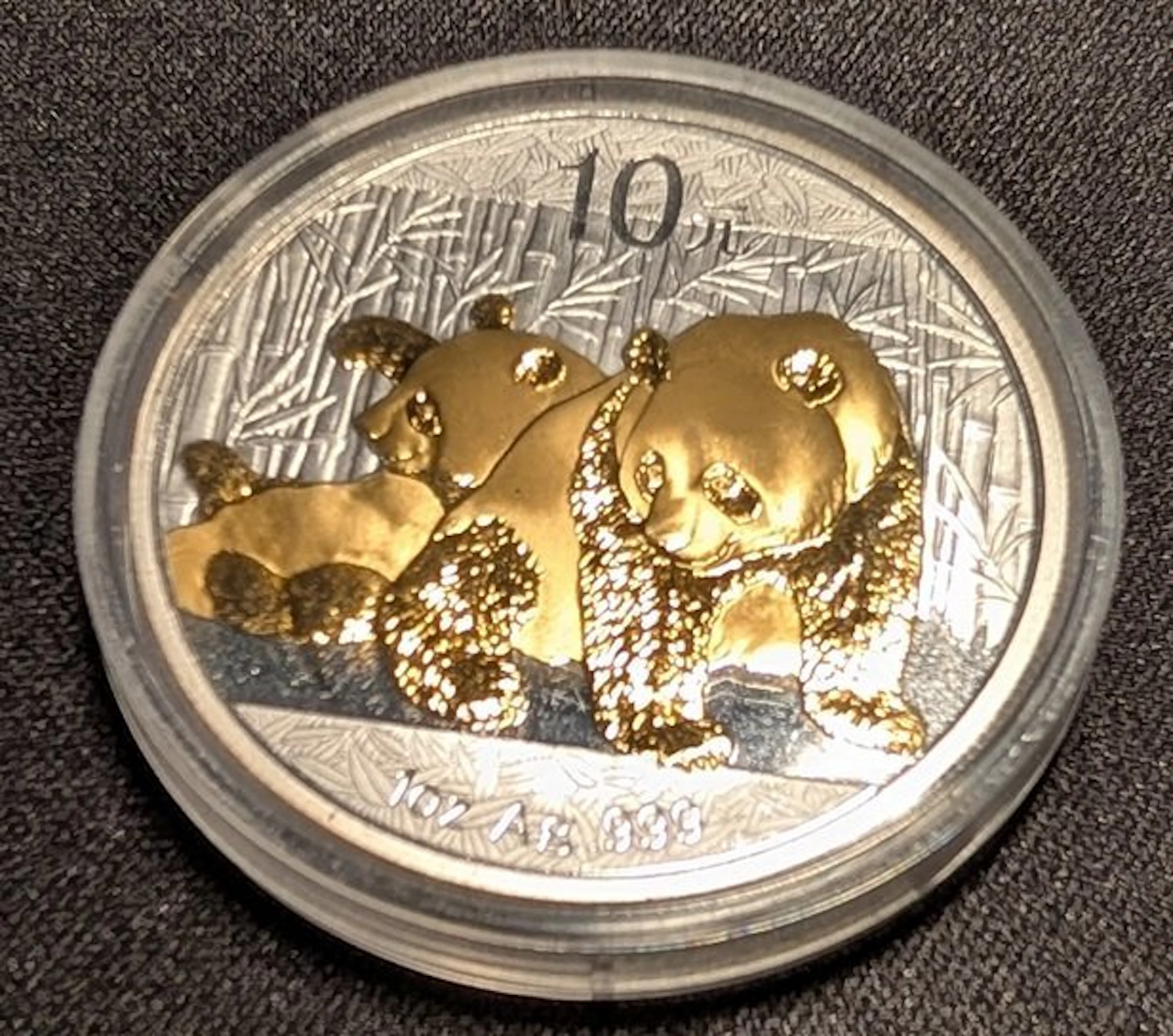 China. 10 Yuan 2010, Panda, 1 Oz .999 Silber (No reserve price)