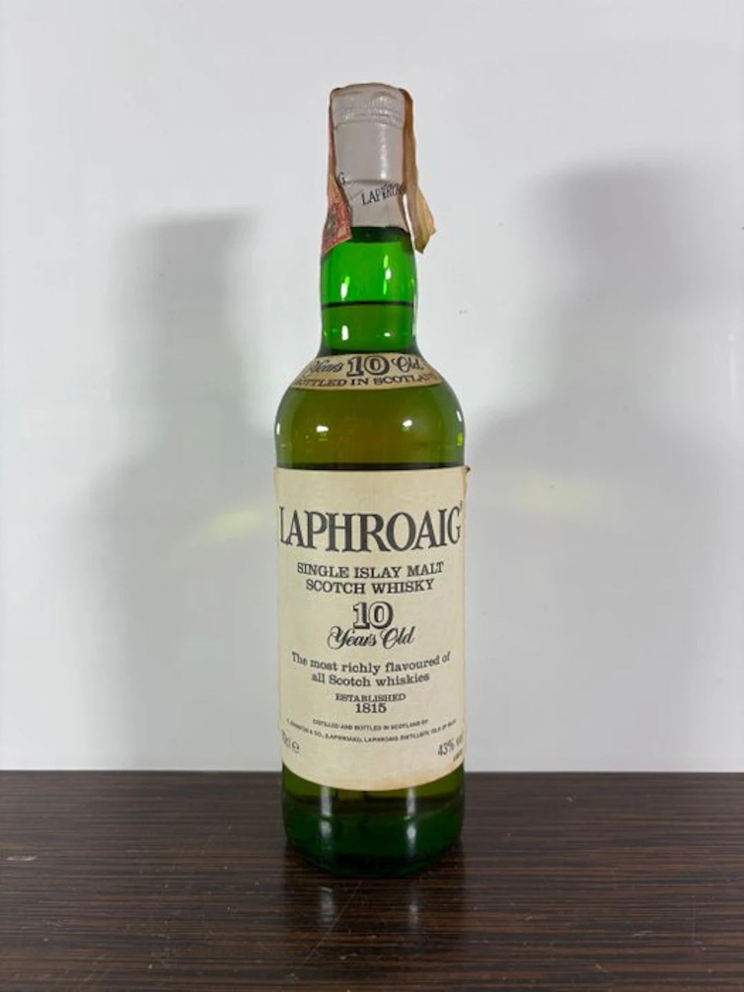 Laphroaig 10 years old - b. 1990s - 70cl
