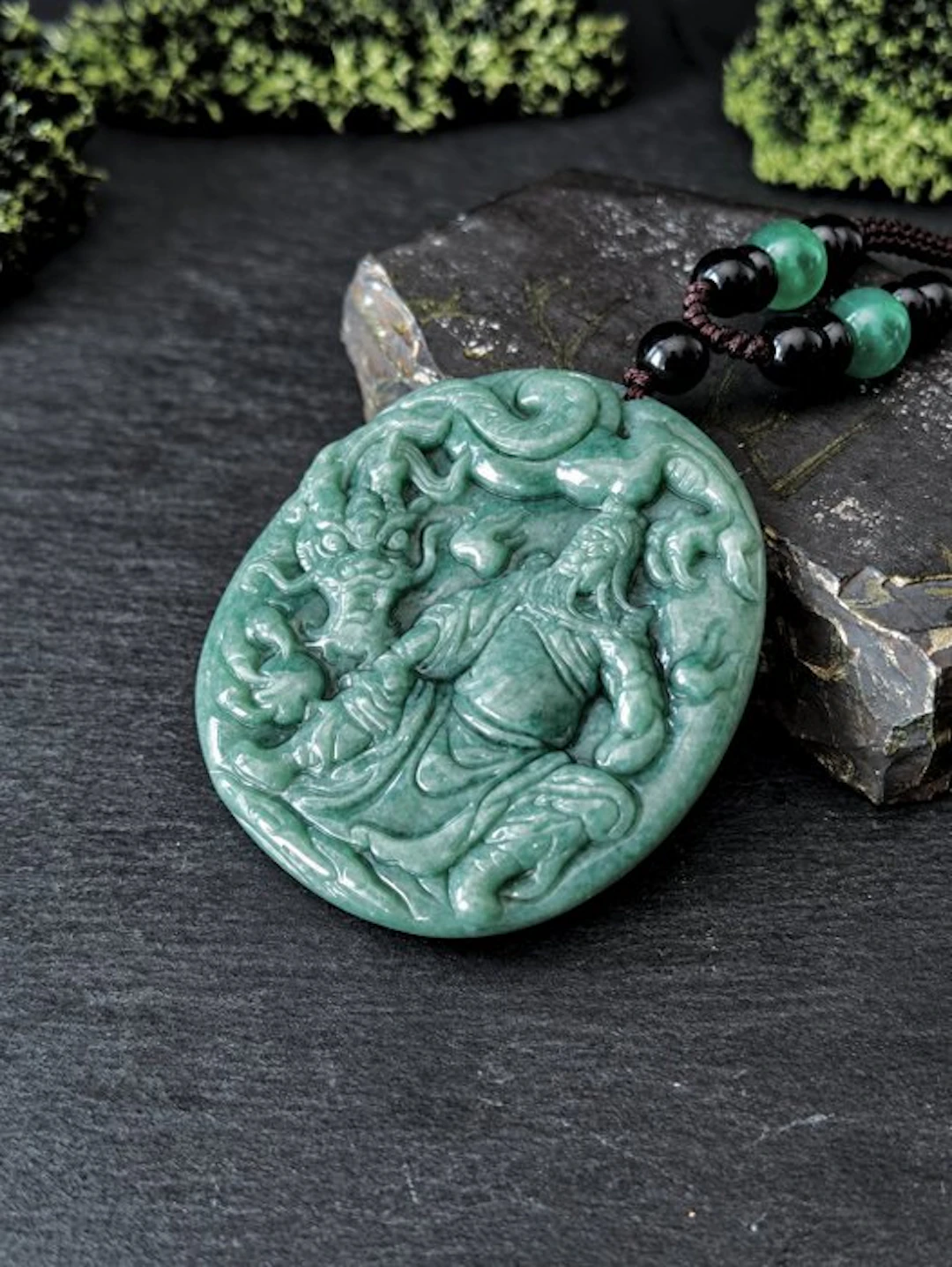 Certified Jadeite Pendant Jade engraving of the Warrior- 35.66 g - (1)