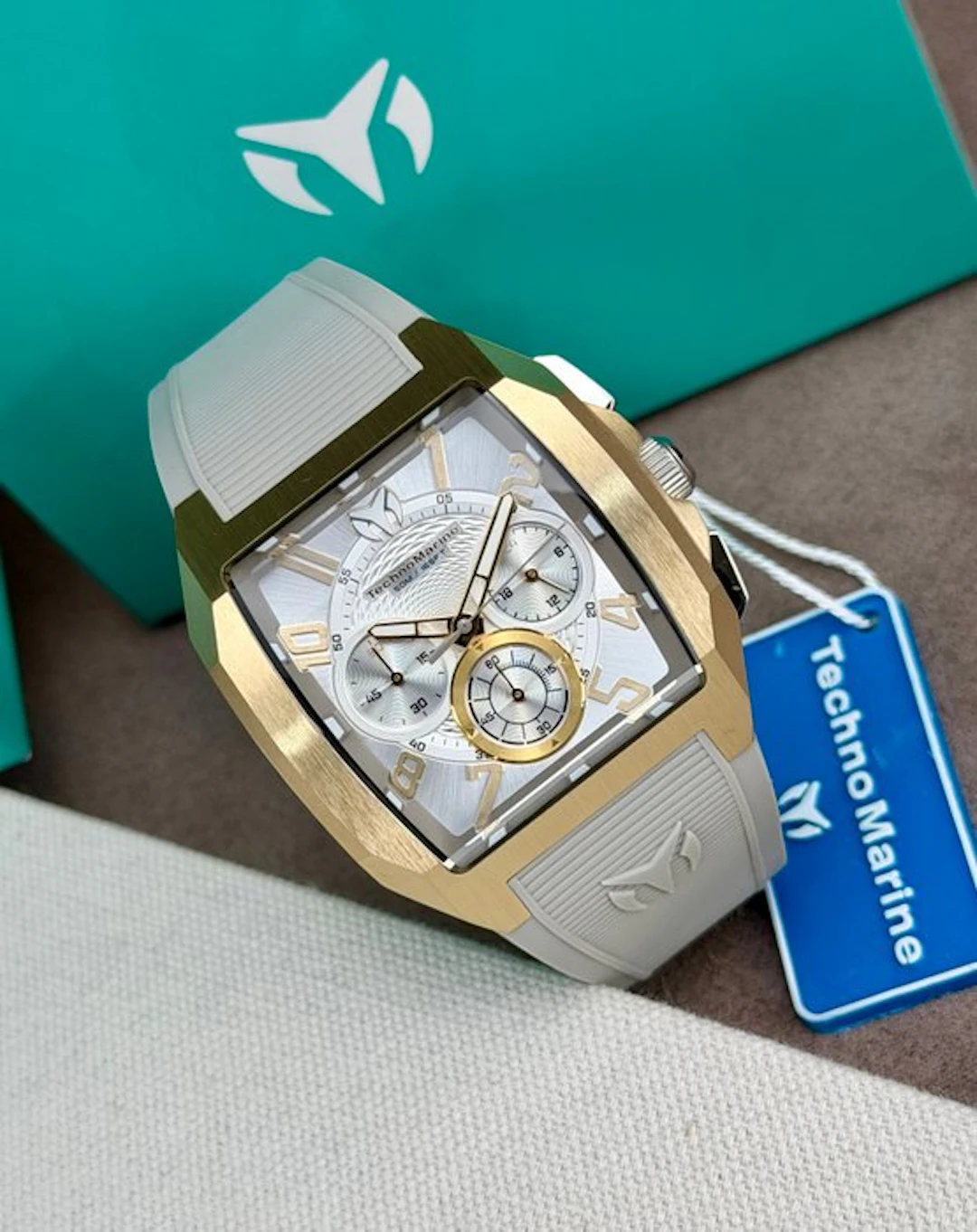 TechnoMarine - Aqua Quadrant Chronograph Grey/Gold - No...