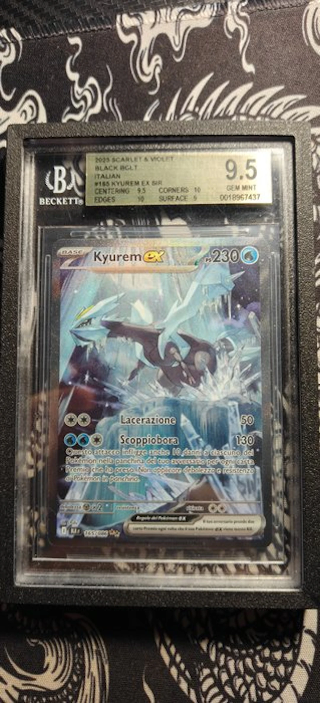 Pokémon - 1 Graded card - Pokémon - Kyurem 165/086 Foil, Full art - Beckett 9.5