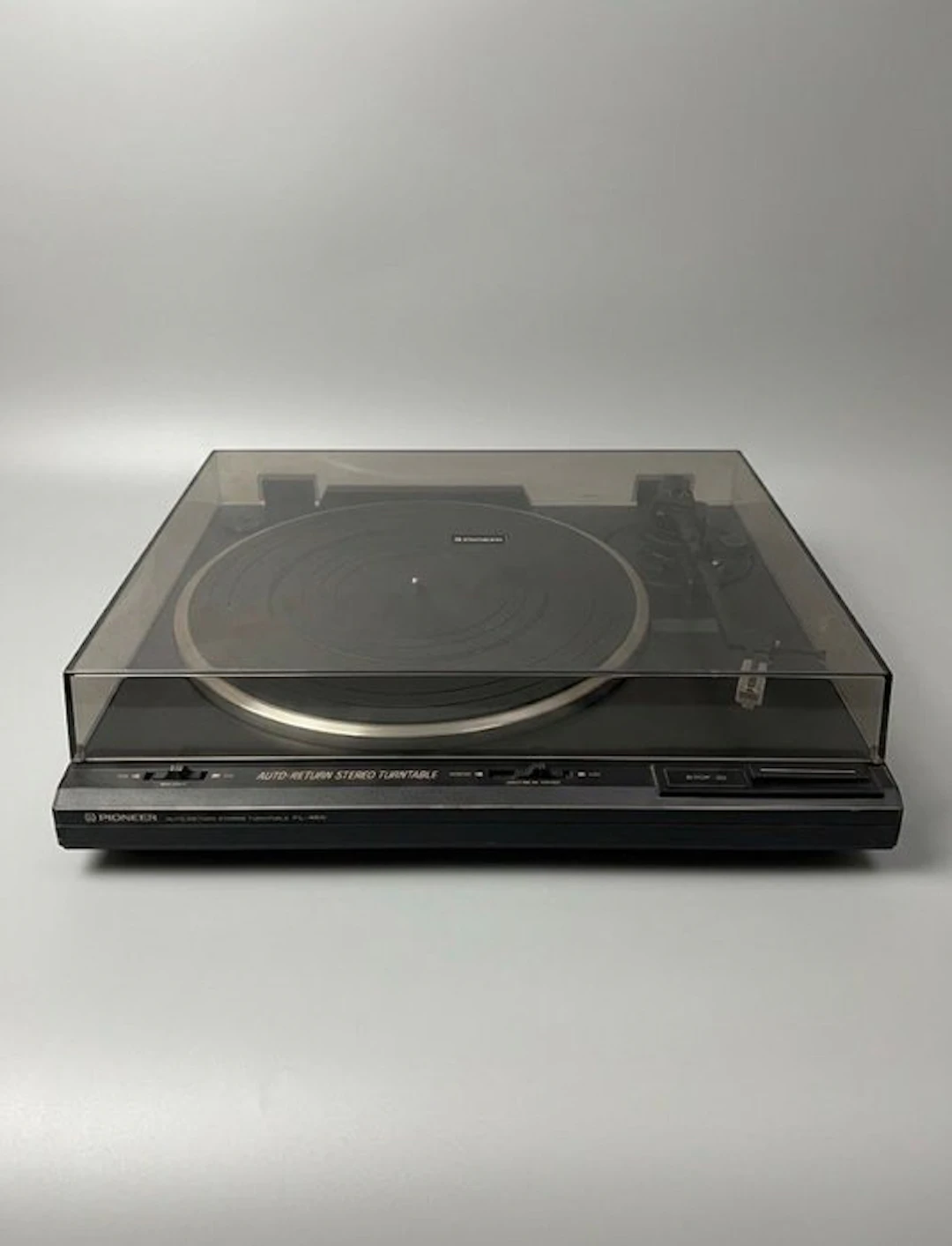 Pioneer - PL-480 Semi-Automatic Belt-Drive Turntable