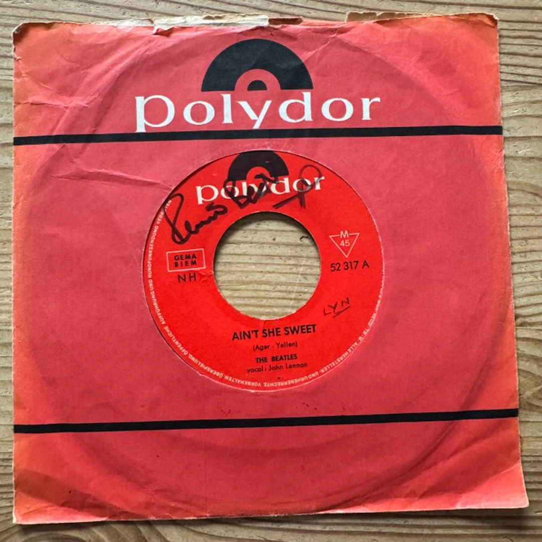 Beatles - Ain't She Sweet [1964 German pressing] - 45 RPM 7" single - 1964