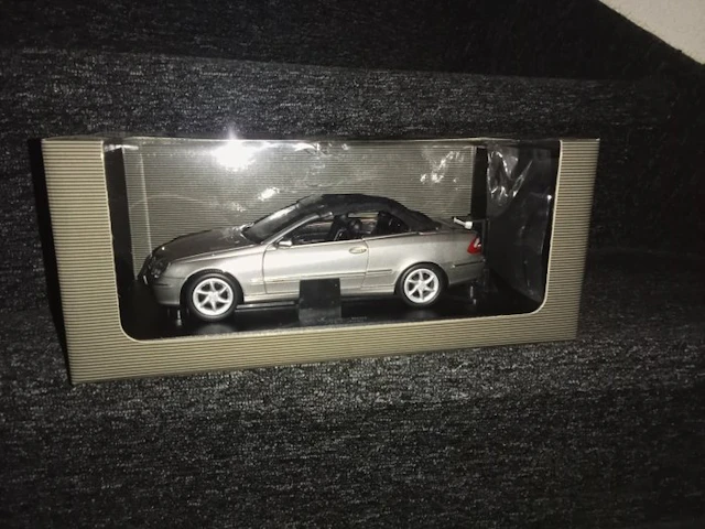 Kyosho 1:18 - Model car - Mercedes-Benz CLK-Cabrio