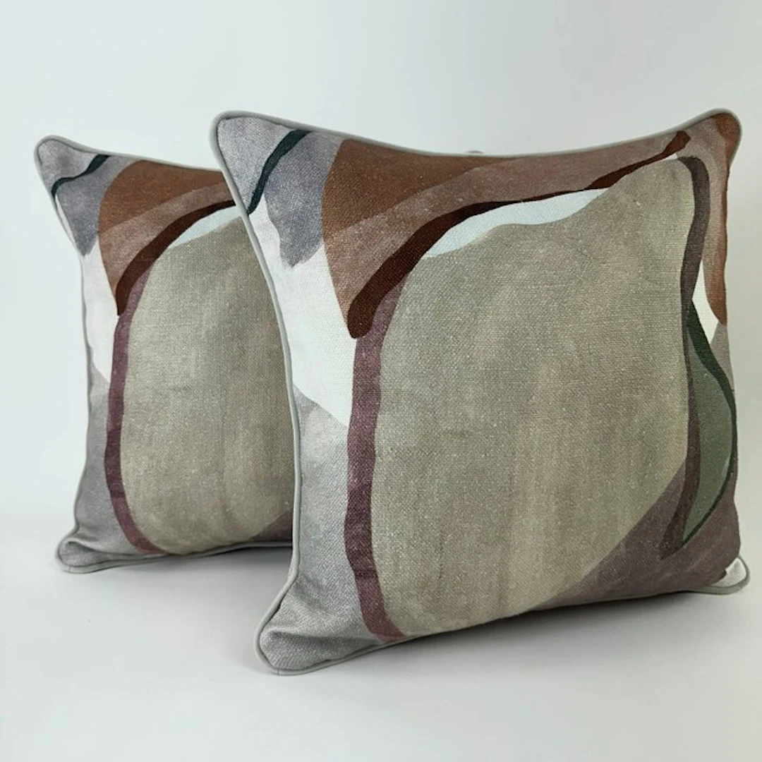Black Edition “Figura” - Cushion (2)