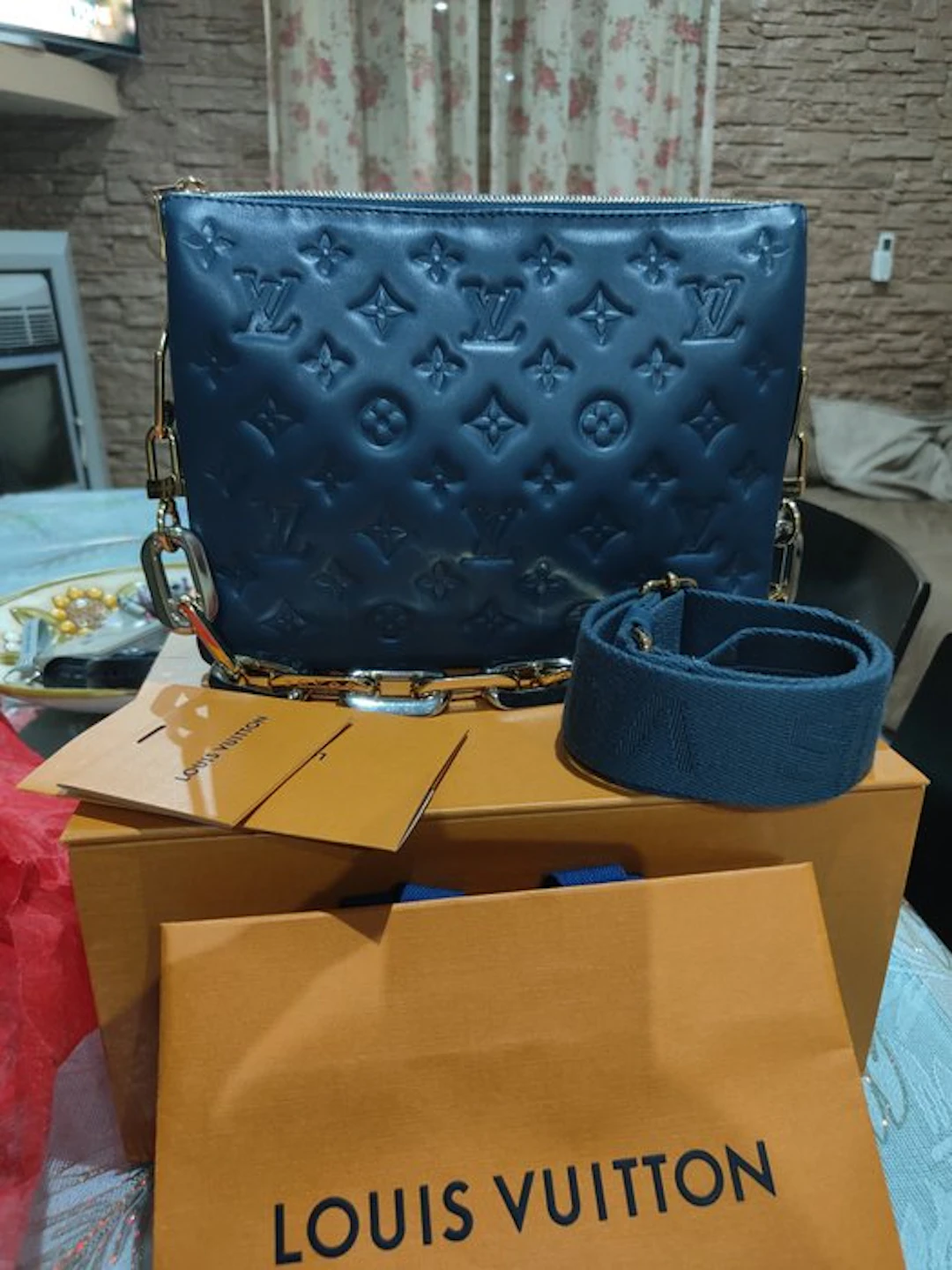 Louis Vuitton - Coussin - Crossbody bag