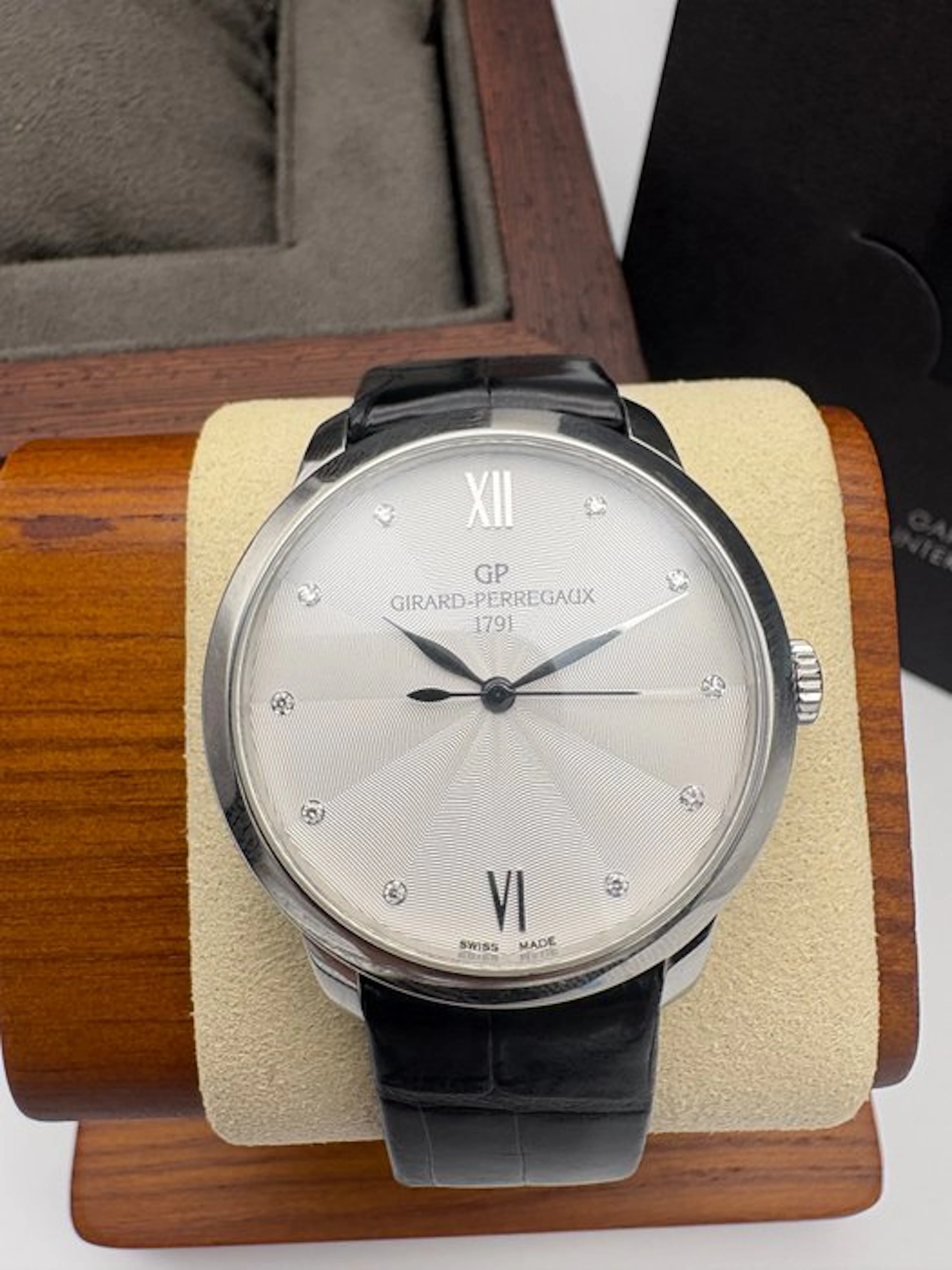 Girard-Perregaux - 1966 - 49523 - Men - 2017