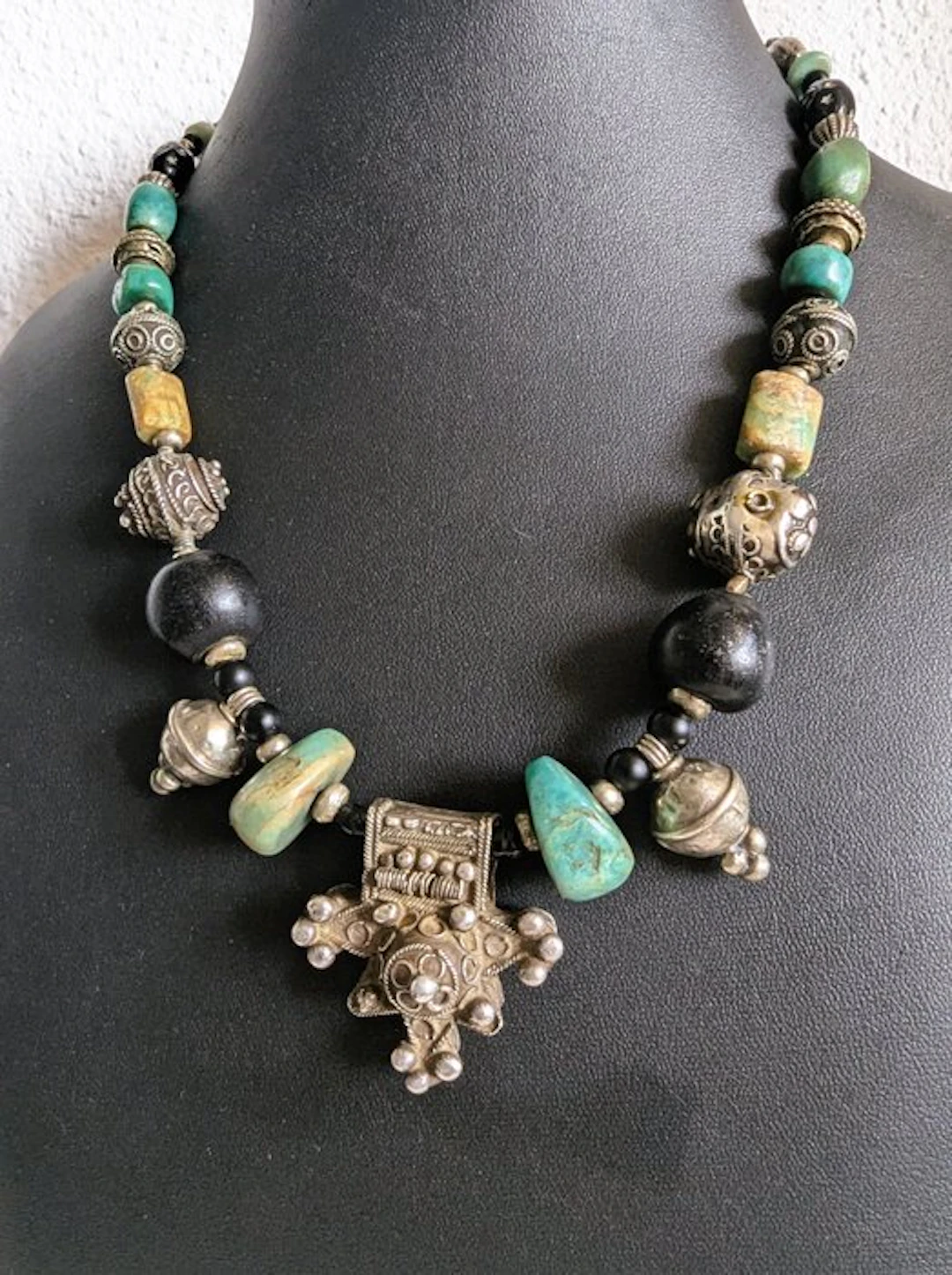 Silver, Amazonite, glass beads - Necklace with pendant - Morocco