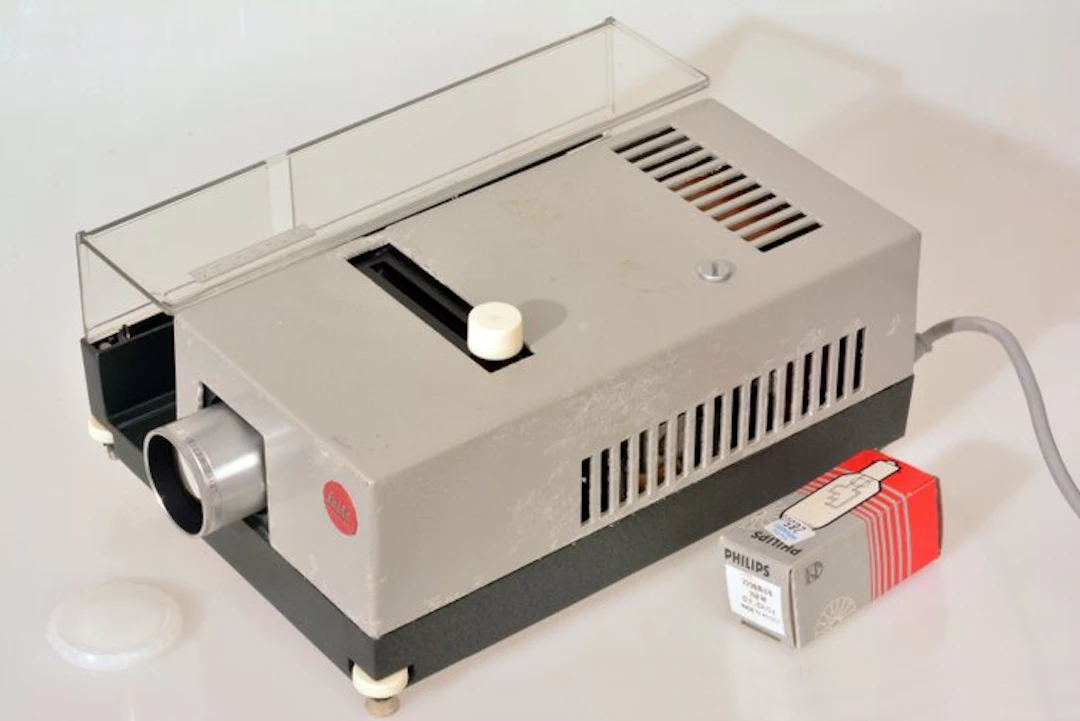 Leitz Pradolux Projector