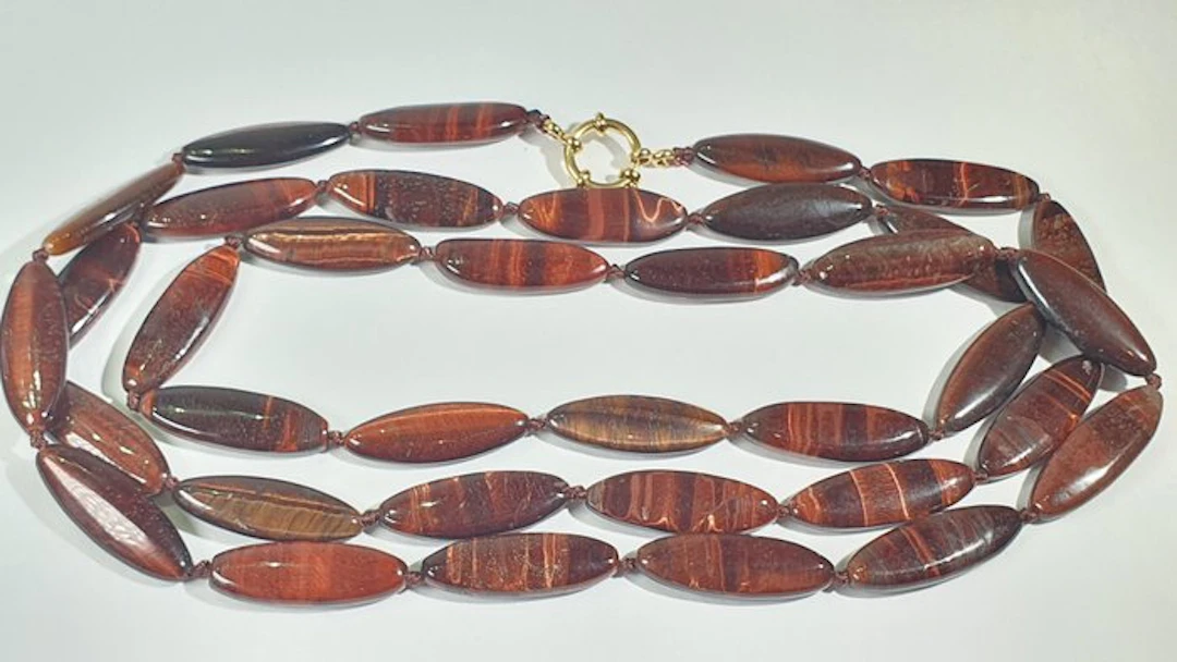 Bull's Eye - VERY RARE - Root Chakra: Fights fatigue - HIGH QUALITY - Necklace