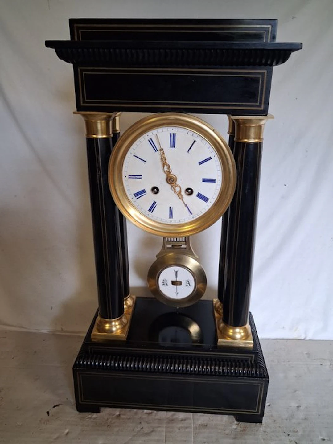 Pendulum clock Empire Style Bronze, Wood - 1850-1900