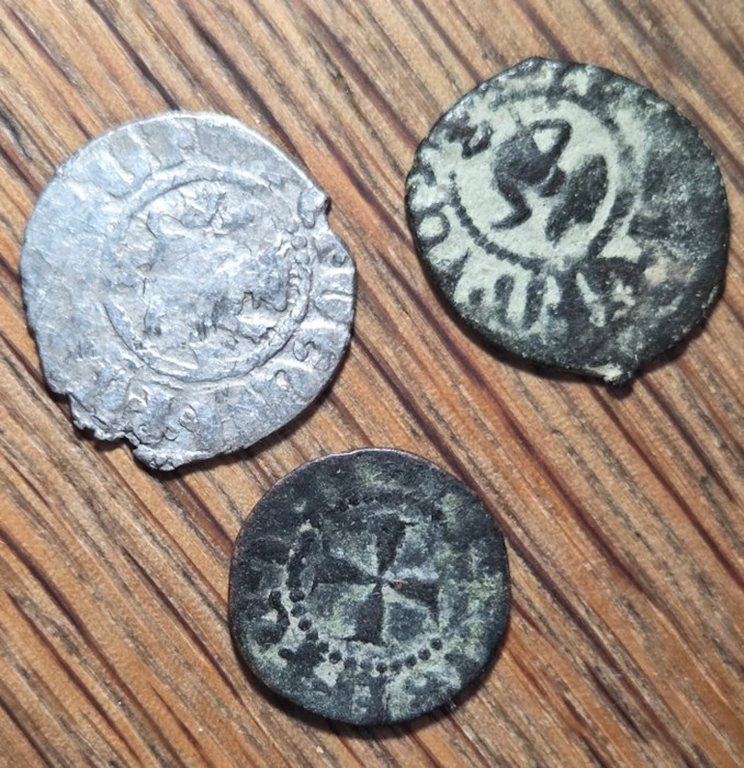 Armenia lot of 3 medieval coins one silver takvorin