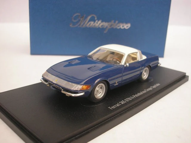 Masterpiece Collectibles 1:43 - Model car - Ferrari 365...