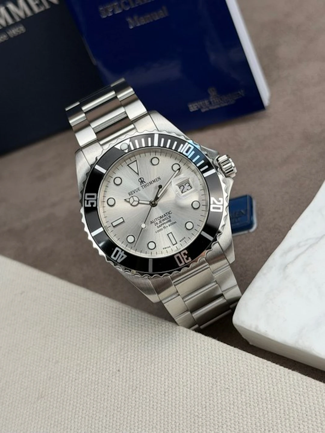 Revue Thommen - Diver Automatic Date Silver/Black - 17571.2127 - Men