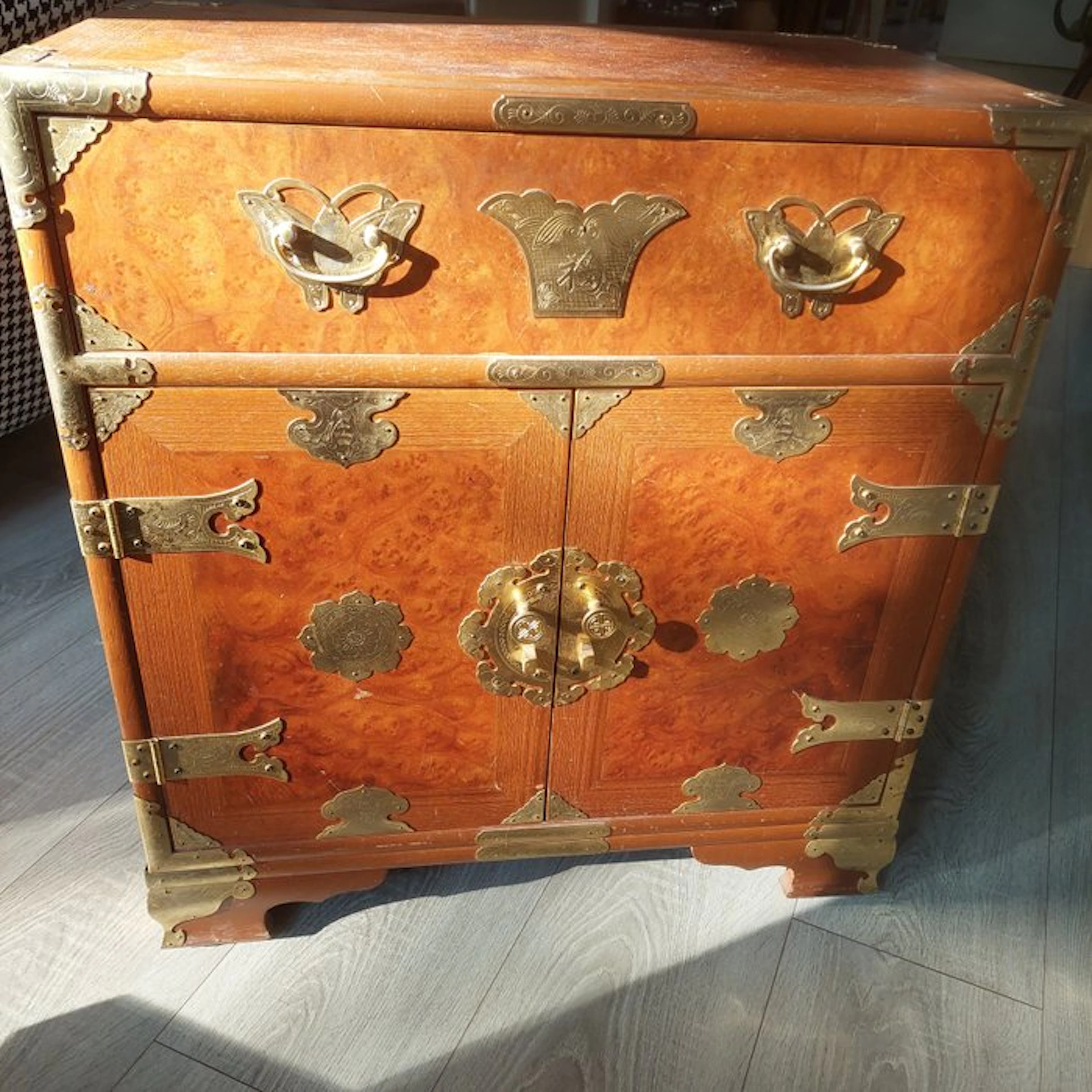 Cupboard - Ebony - Decorative Korean