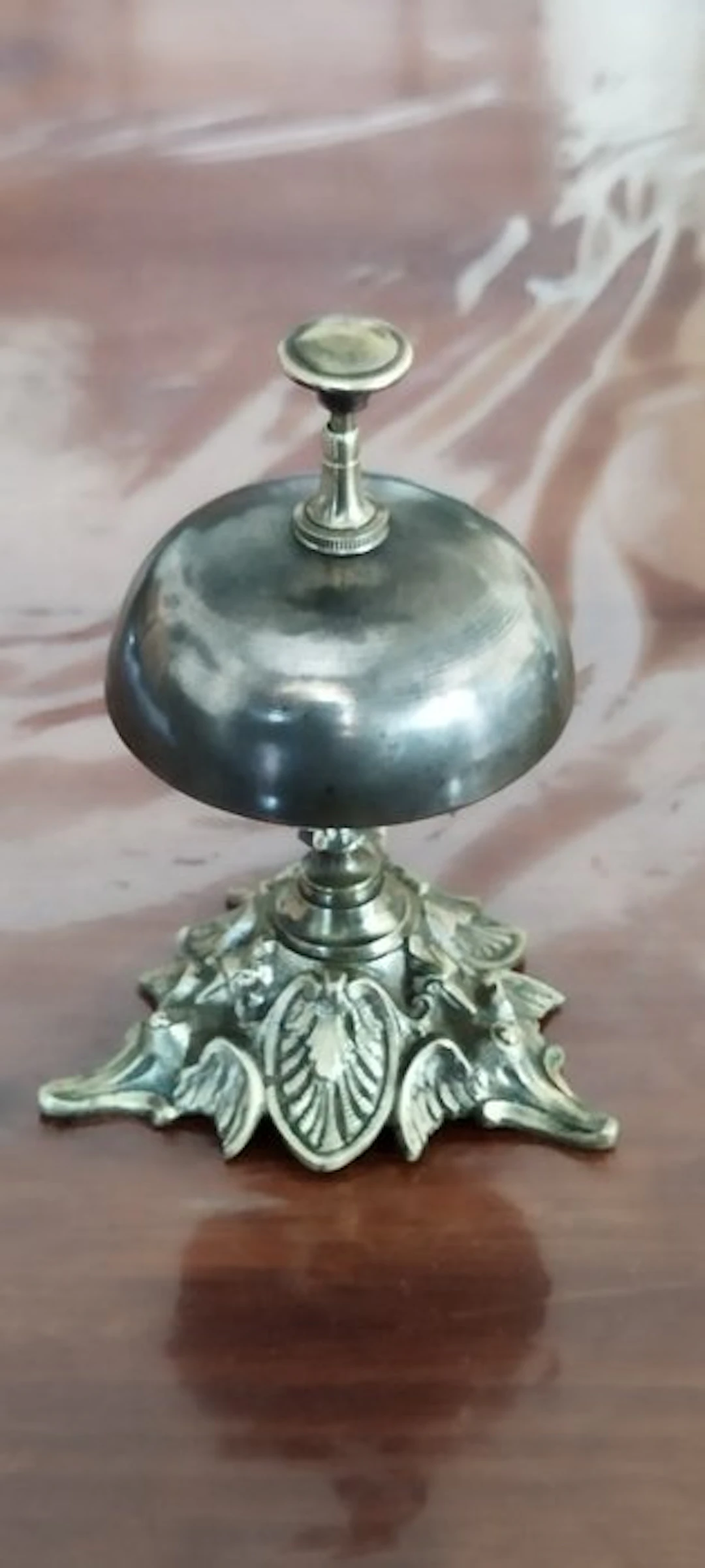 Call bell - tripode phénix - Crystal-clear sound - France
