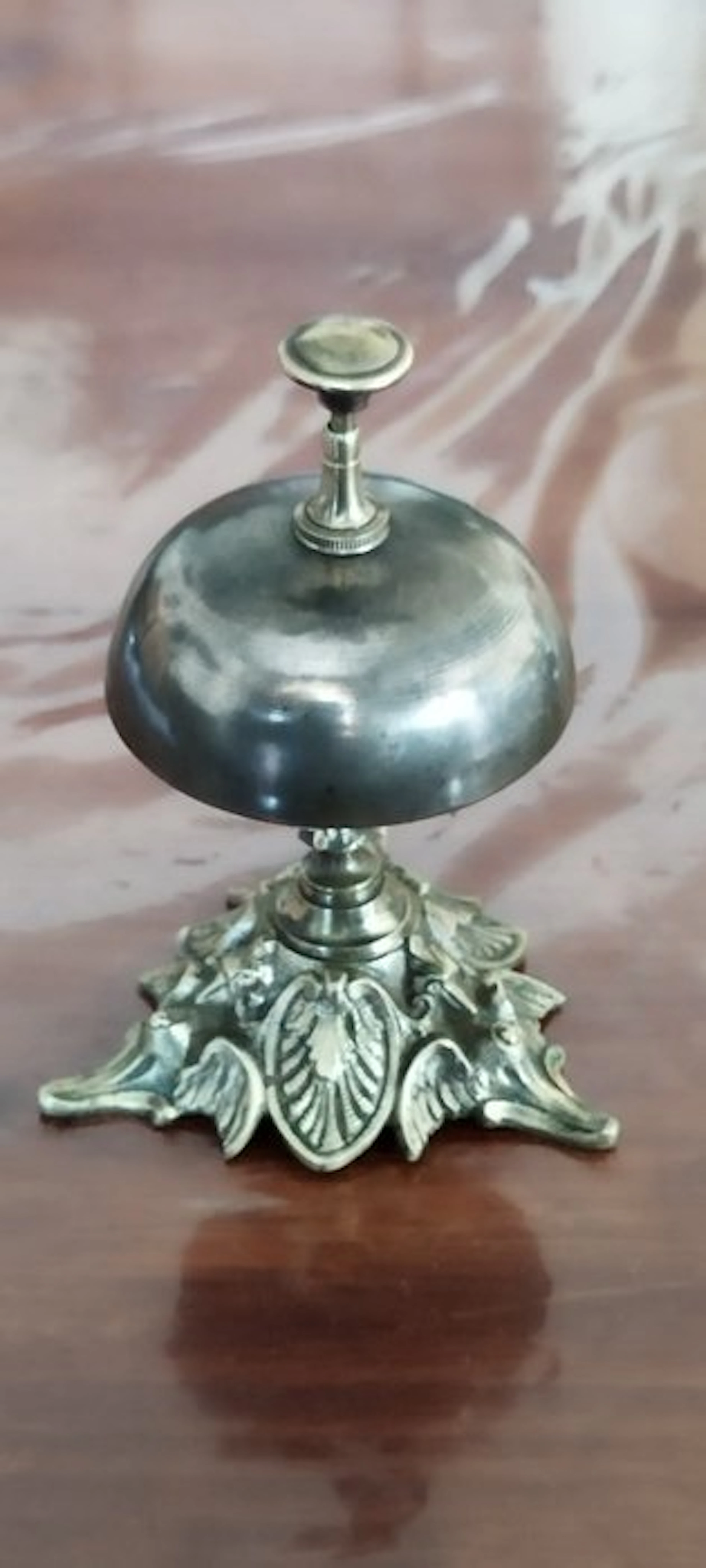 Call bell - tripode phénix - Crystal-clear sound - France