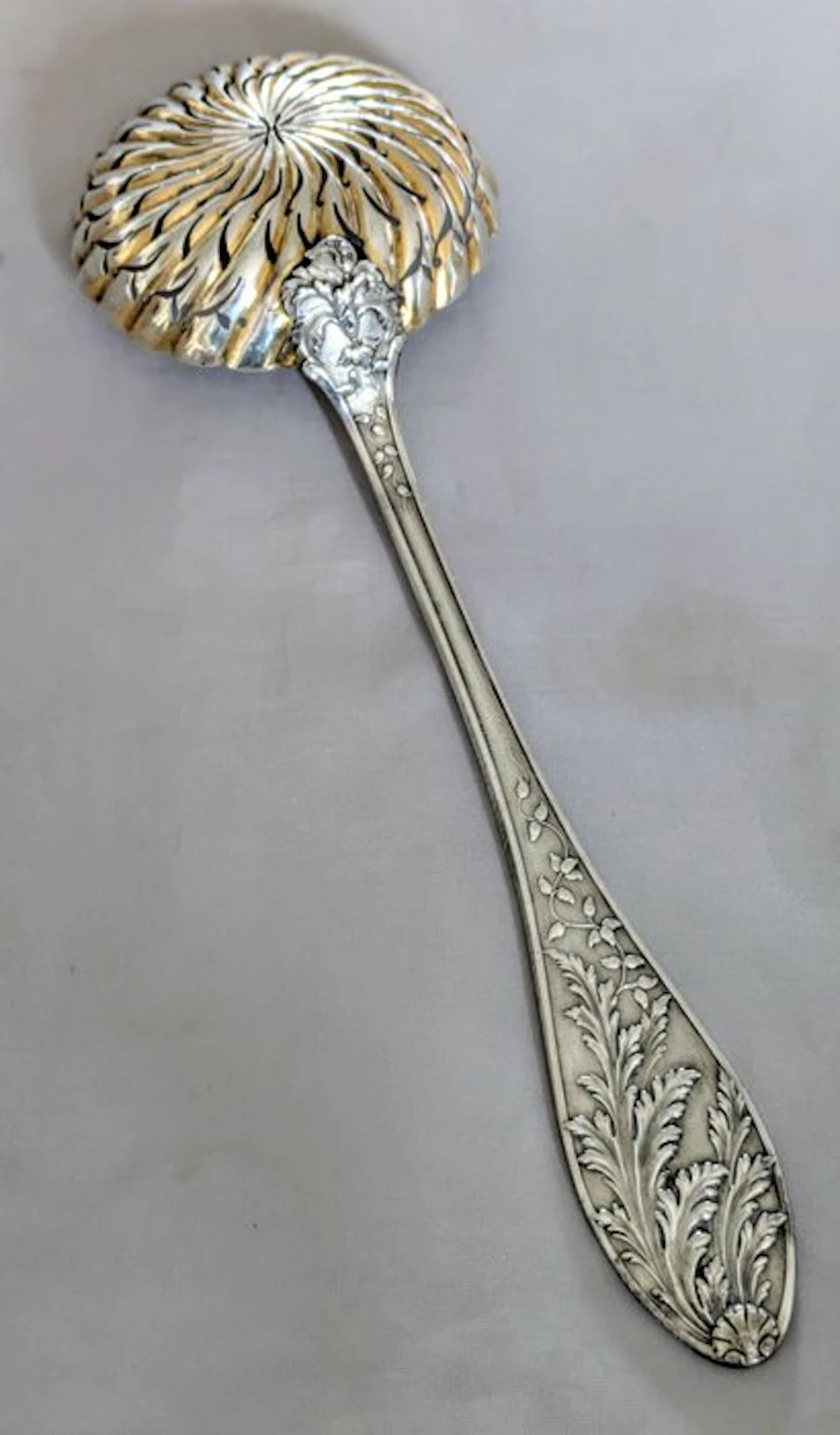 Edouard Ernie - Sugar sifter - .800 silver, Vermeil