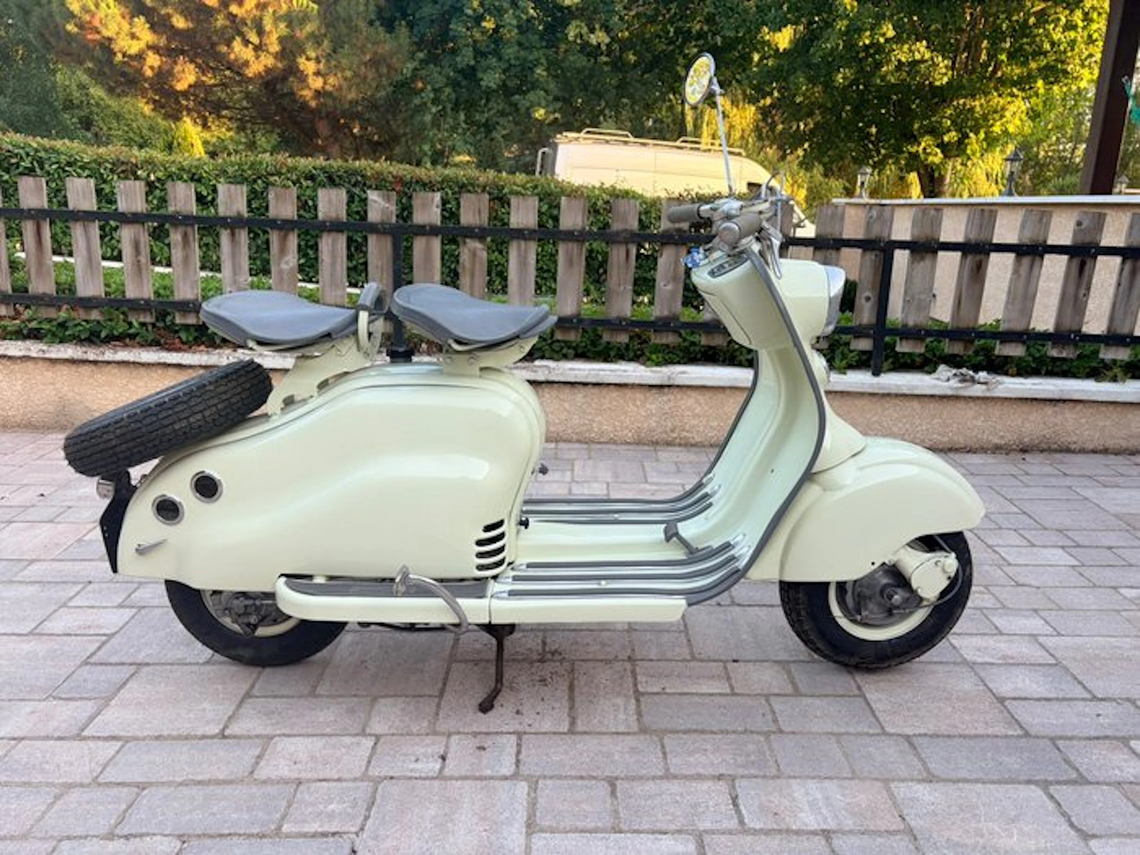 Innocenti - De Troyes - Lambretta LD - 125 cc - 1954