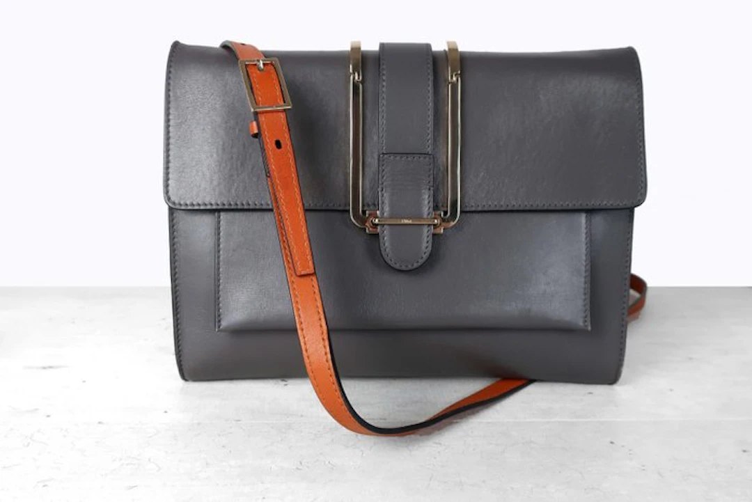 Chloé - Bronté Medium Flap Bag - Cashmere Grey - Shoulder bag