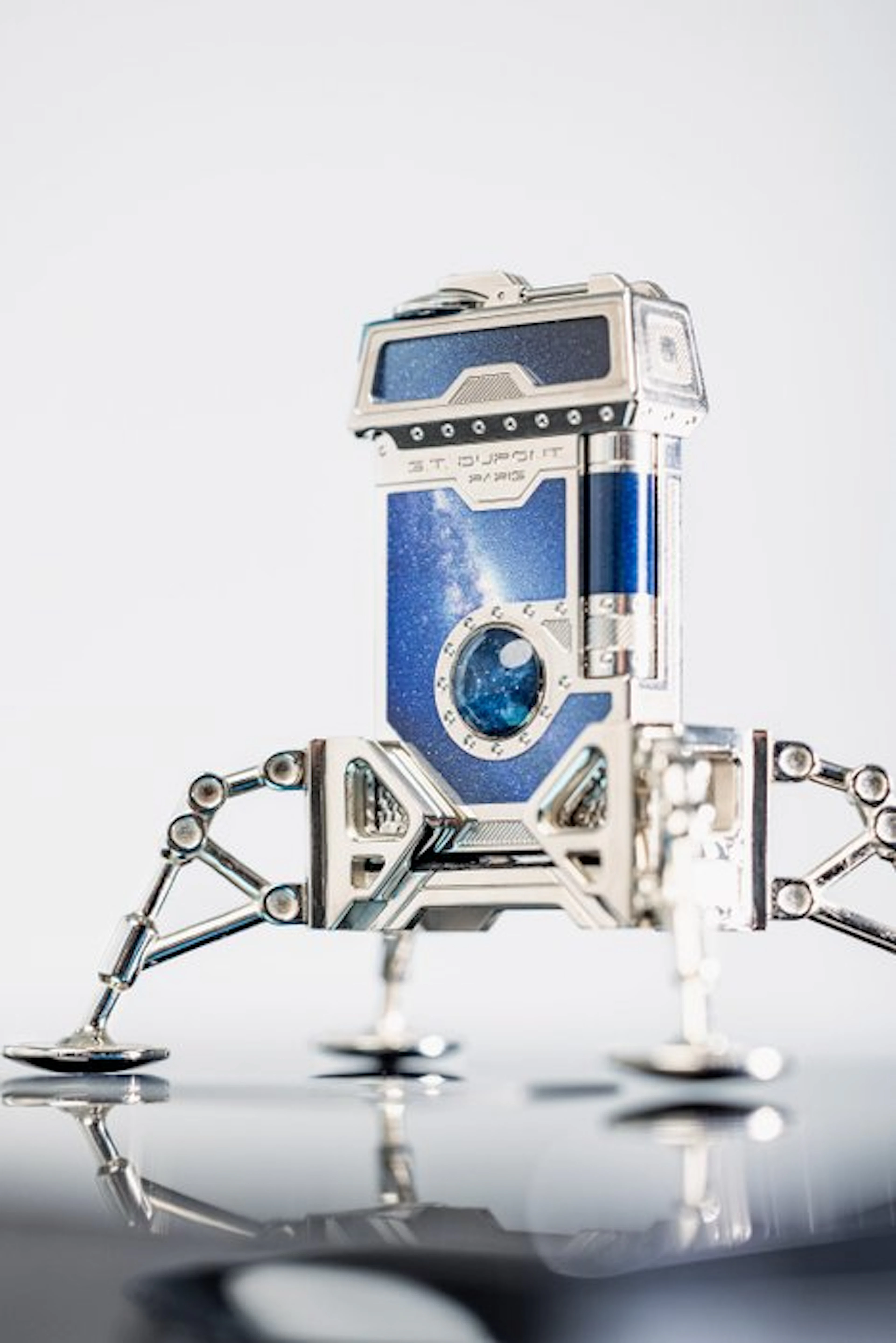 S.T. Dupont - Prestige Collection Space Odyssey Limited...