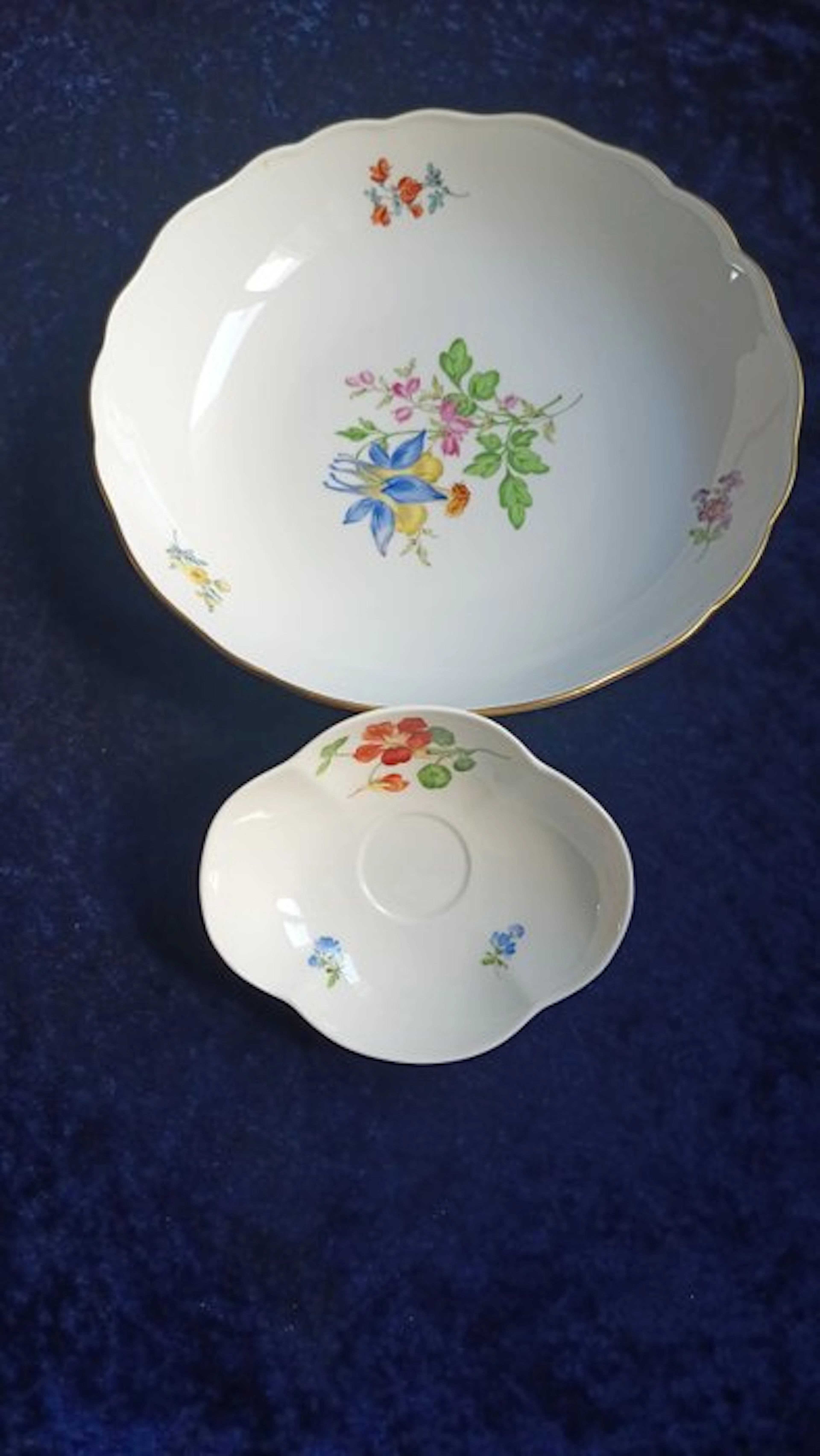 Charger plate (2) - Porcelain