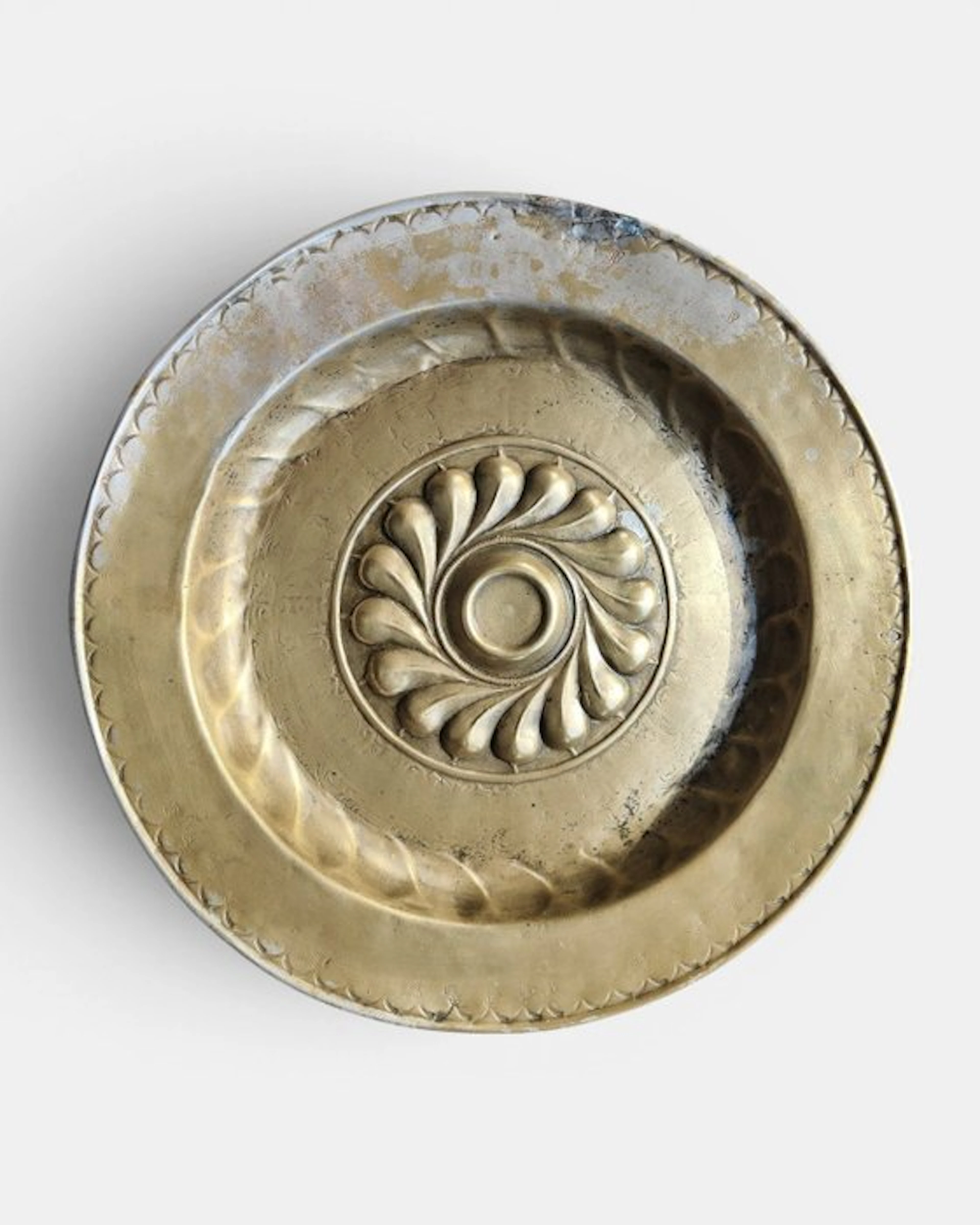Alms dish - Brass - 16th/17th century - Almoner's Plate