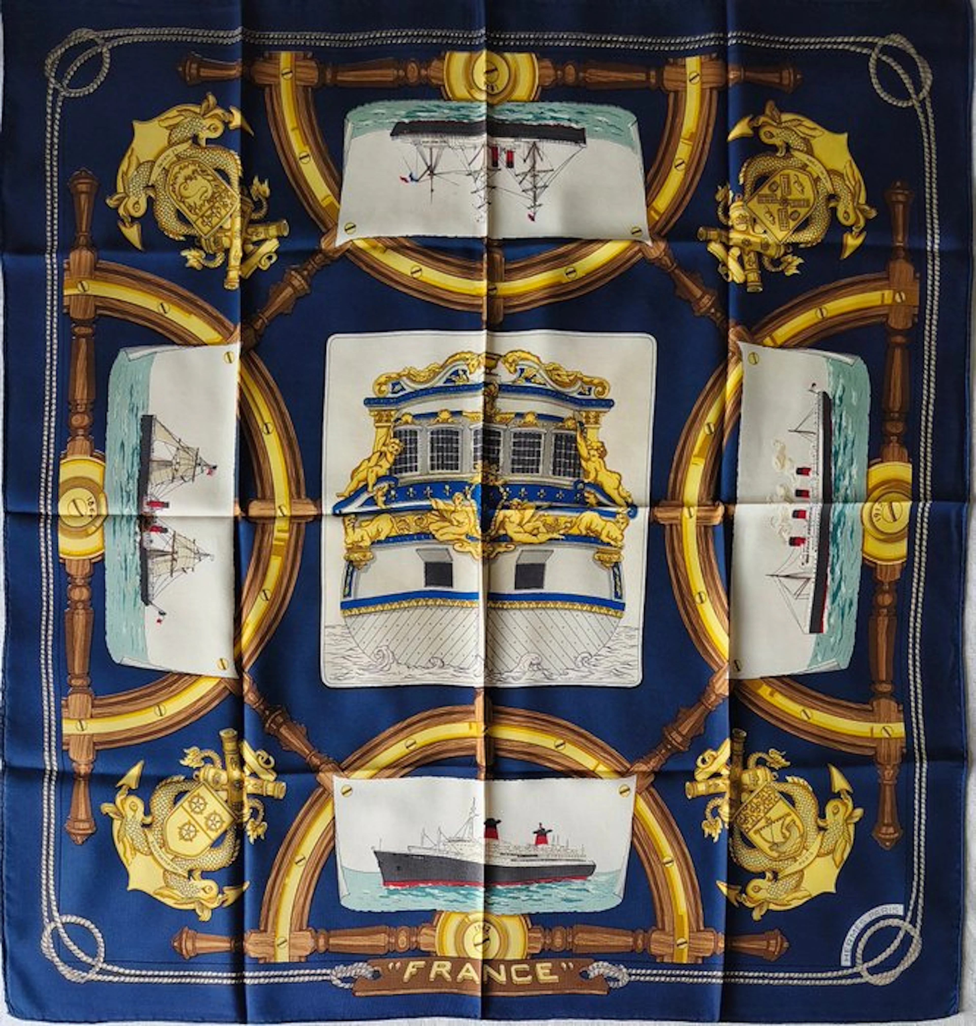Hermès - FRANCE by Christiane Vauzelles. Édition spéciale. - Foulard