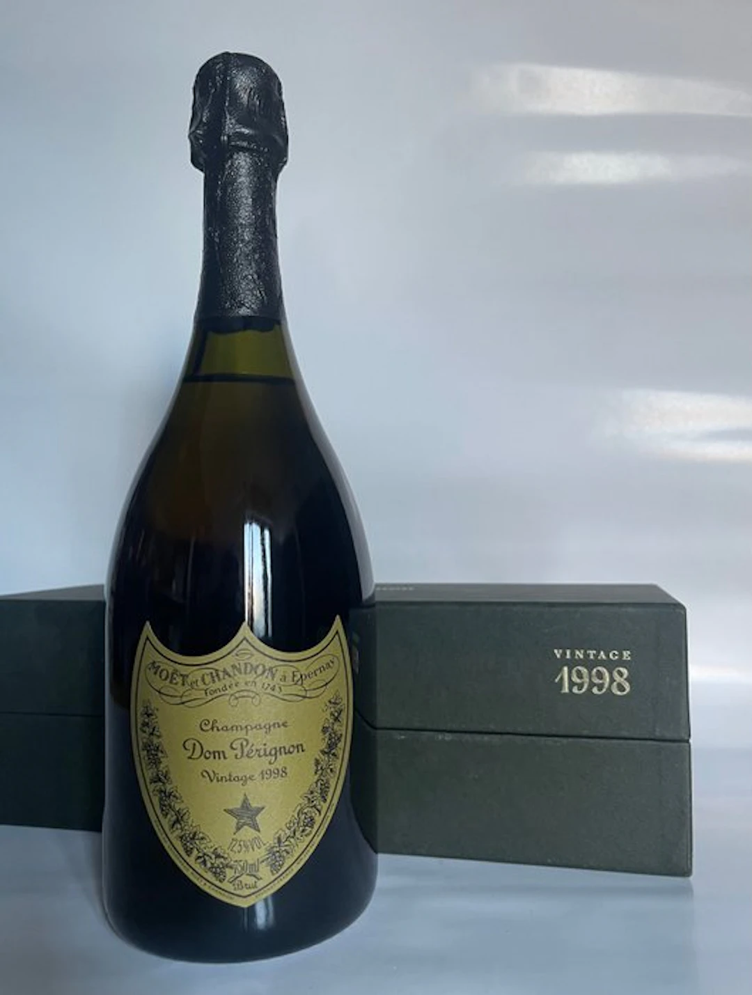 1998 Dom Pérignon - Champagne Brut - 1 Bottle (0.75L)