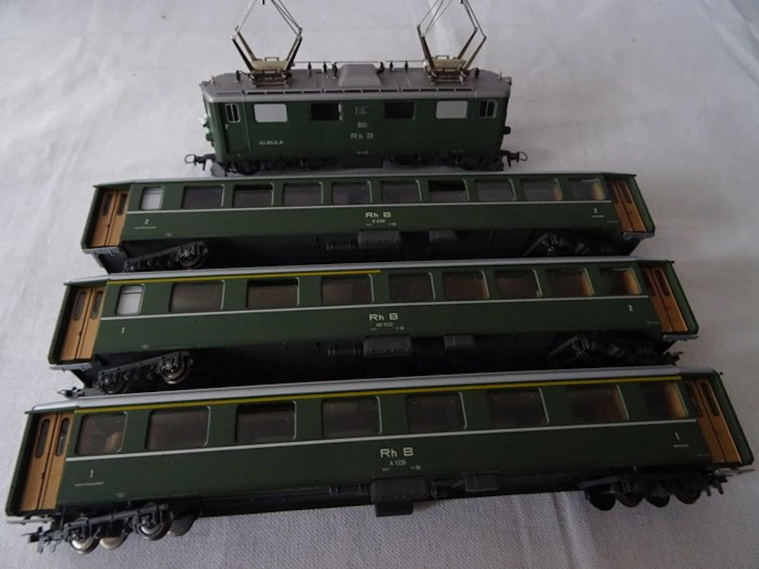 Bemo H0m - 7215 100 - Train set (1) - Ge 4/4 601 express...