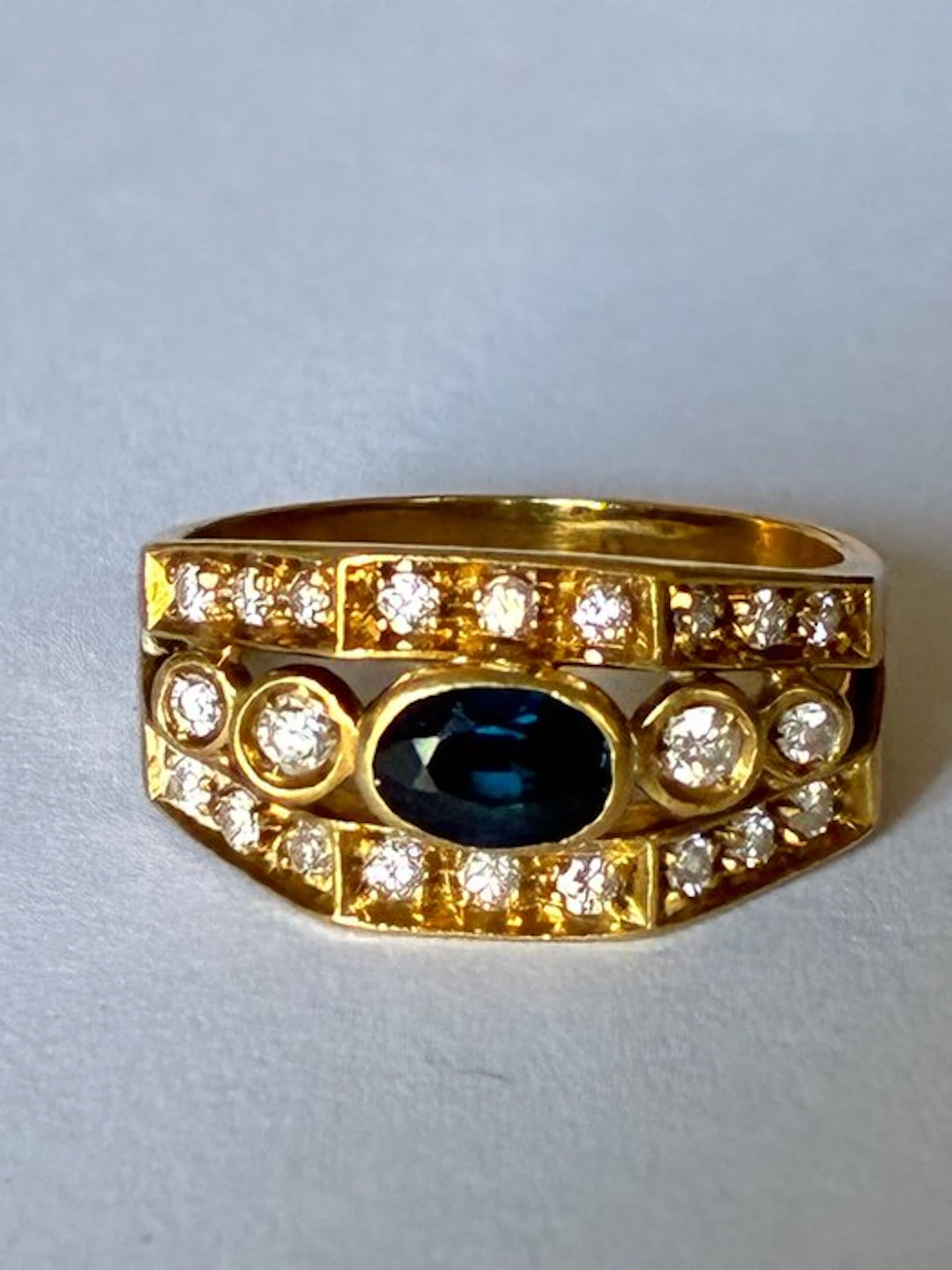 Ring - 18 kt. Yellow gold Sapphire - Diamond