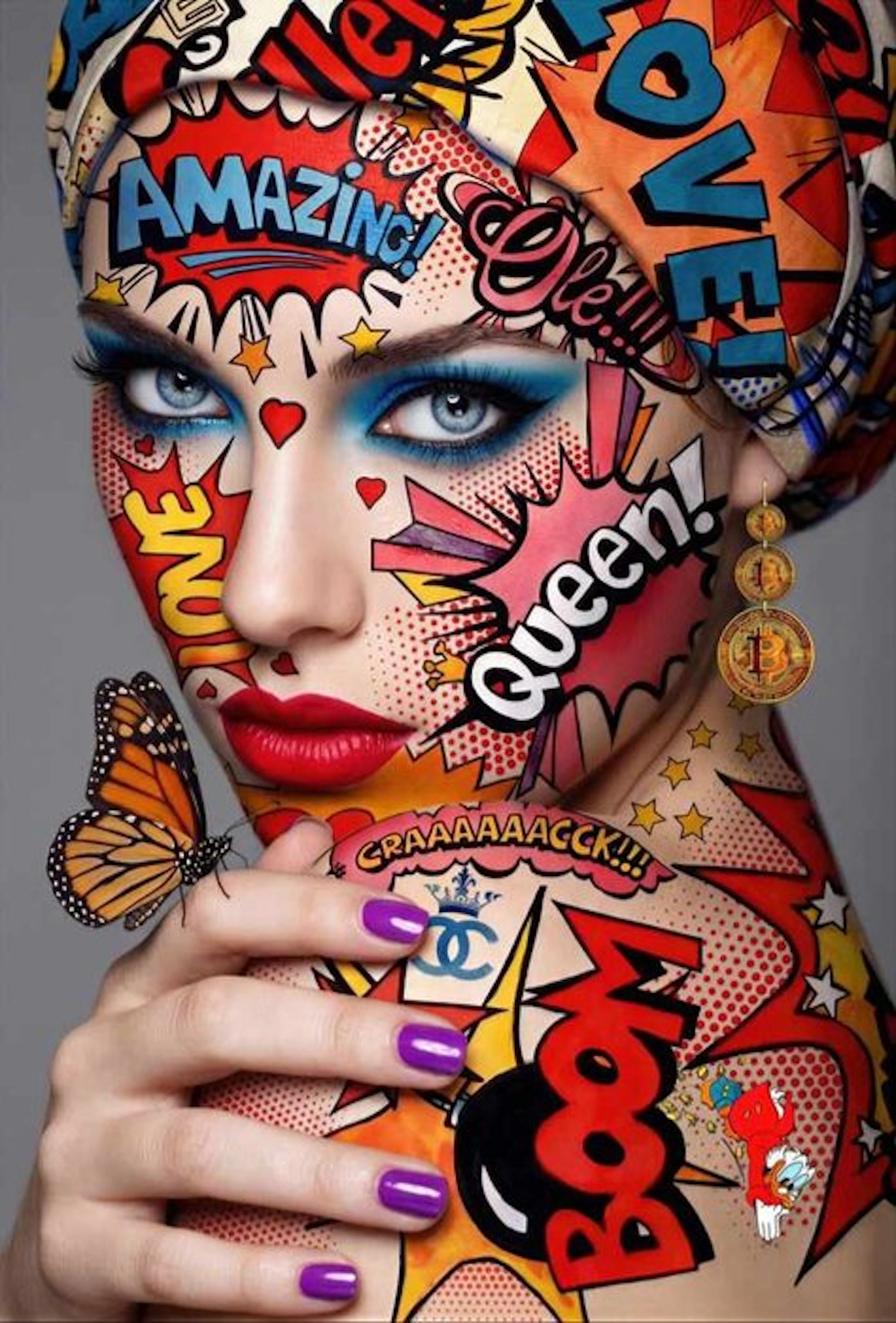 Margot Laffon - Girl with a Bitcoin Earring - XXL