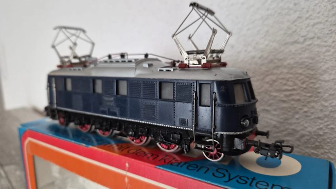 Märklin H0 - 3023 - Electric locomotive (1) - Märklin HO with original box