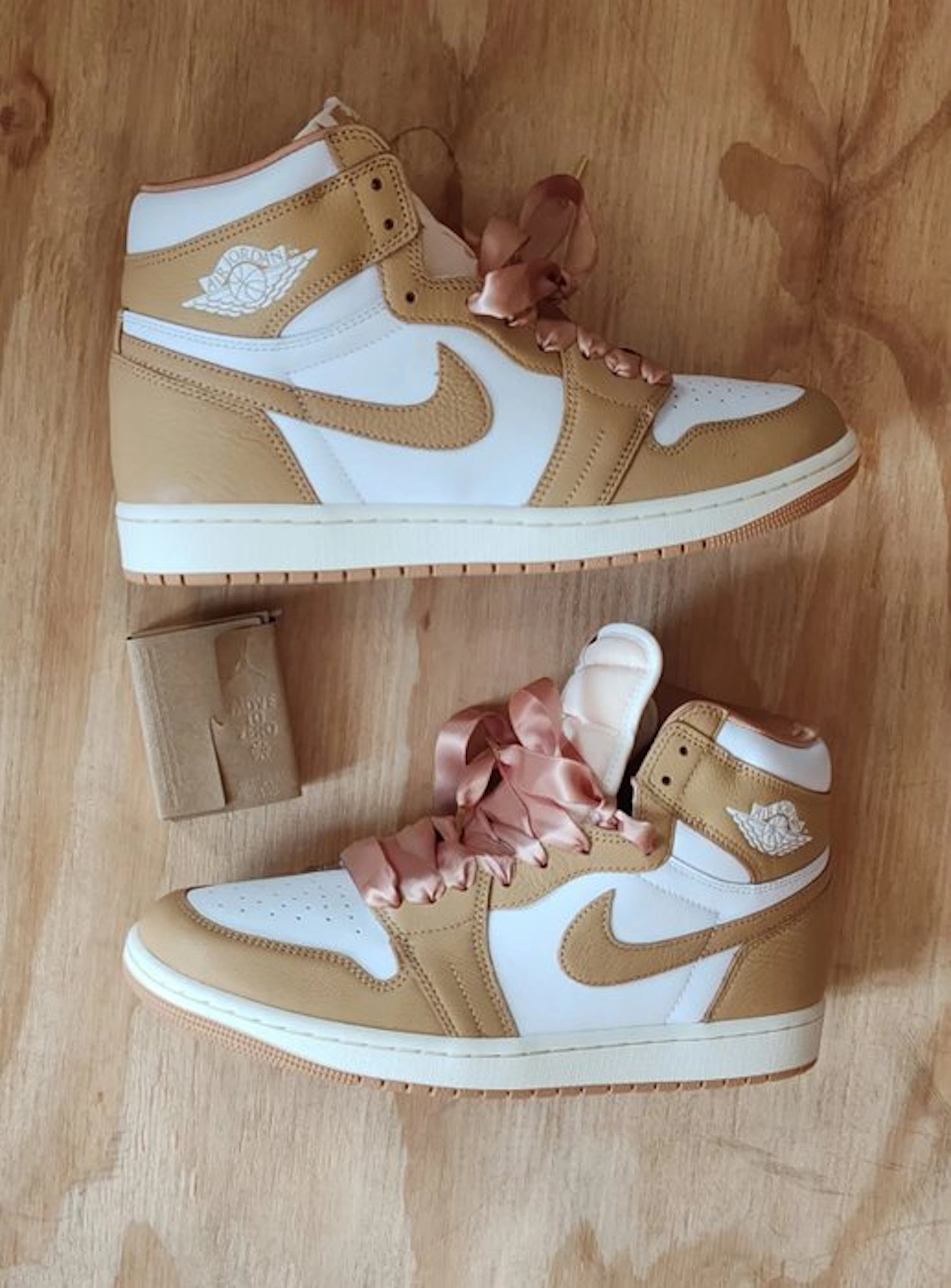 Nike - Air Jordan 1 Mid - High-top trainers - Size: EU 43