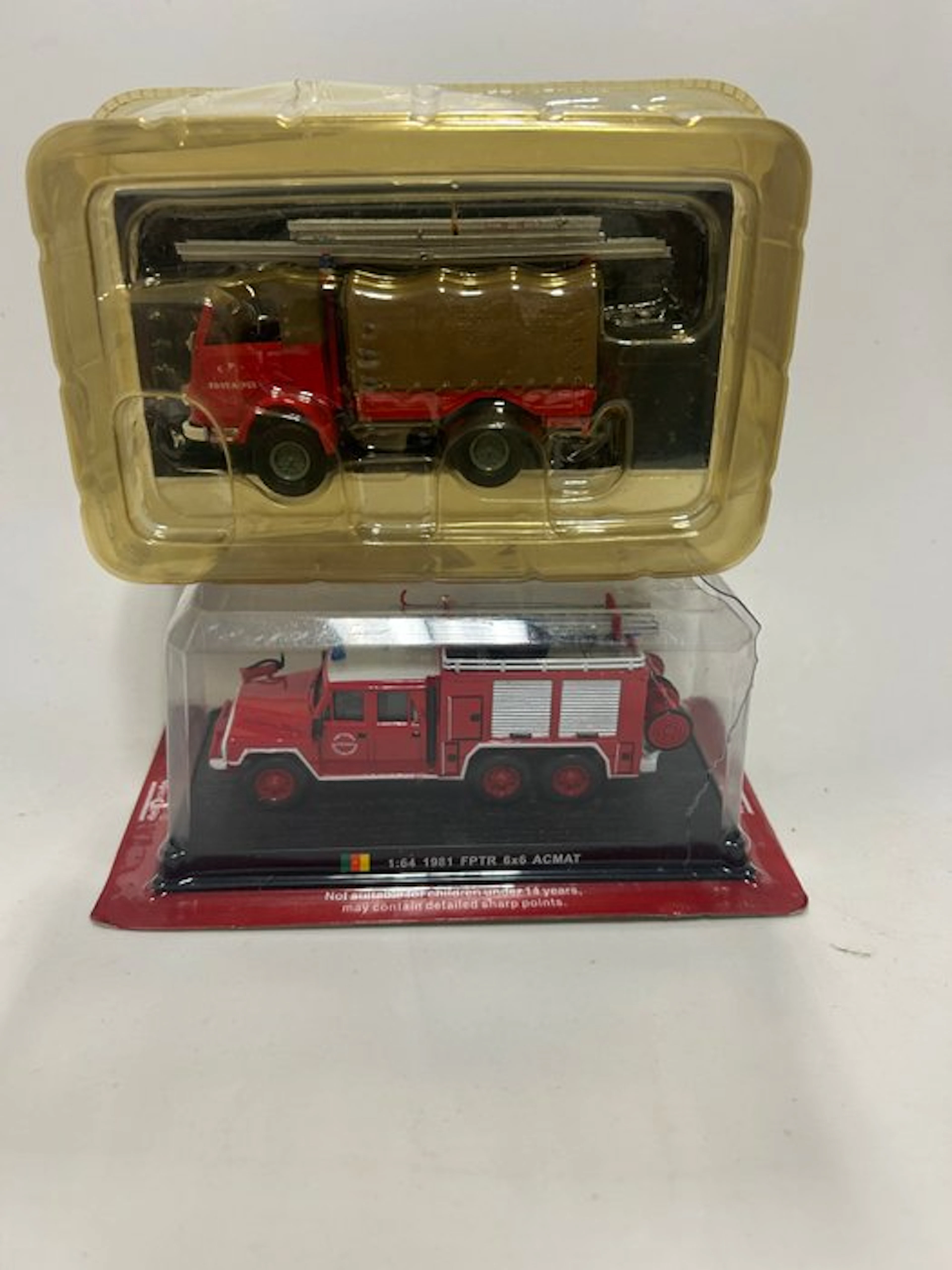 1:64 - Model truck (2) - 1:64 1981 FPTR 6x6 ACMAT