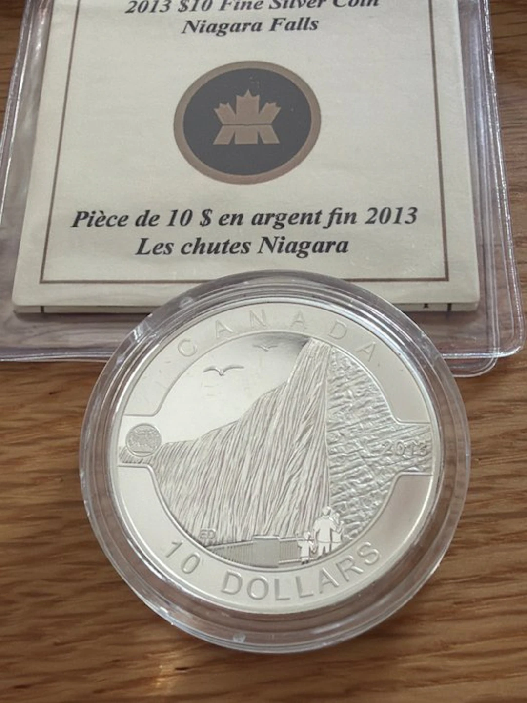 Canada. 10 Dollars 2013 Niagarafälle , 1/2 Oz (.999) mit CoA (No reserve price)