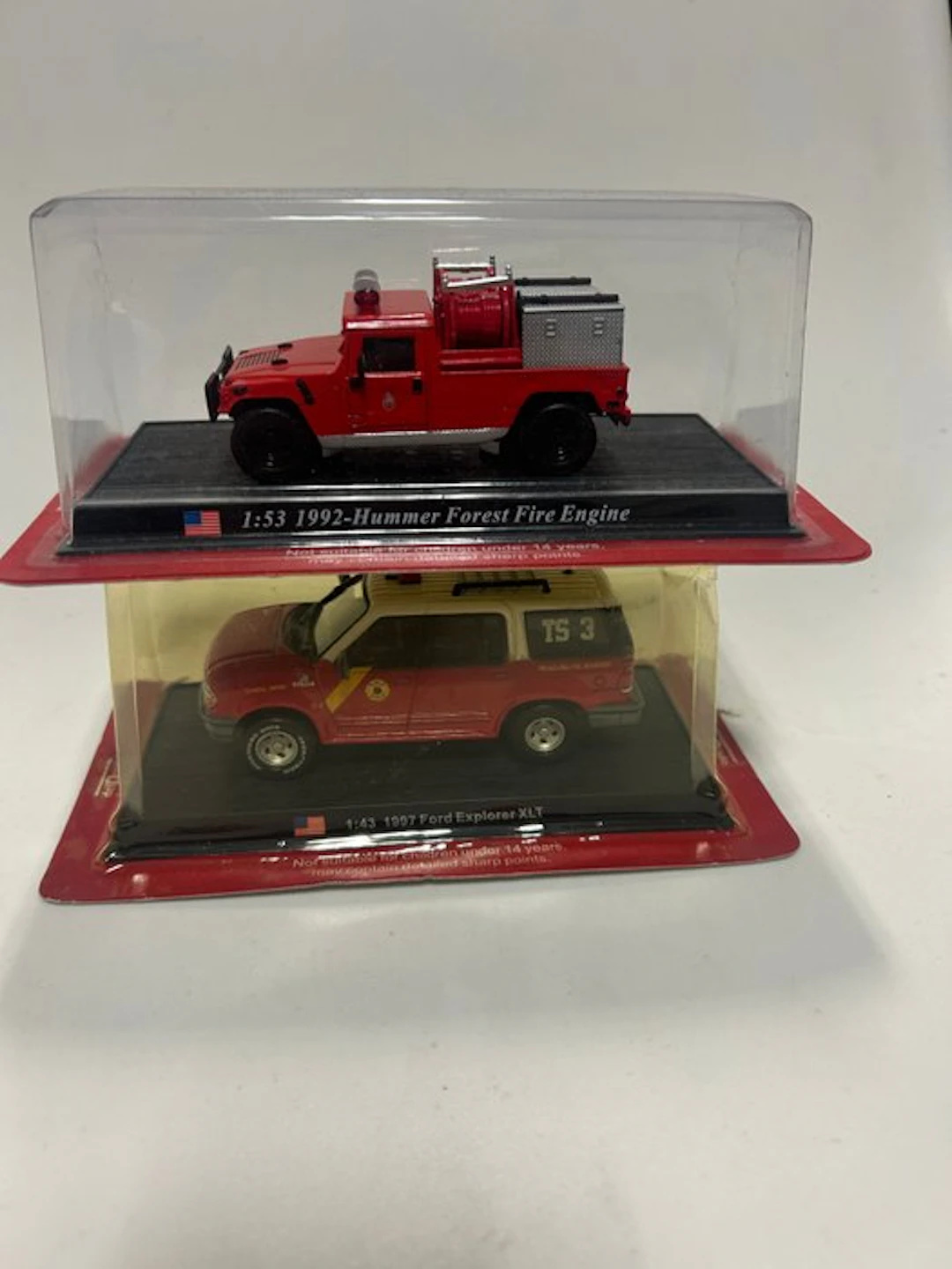 Sconosciuto 1:43 - Model truck (2) - Ford Explorer XLT...