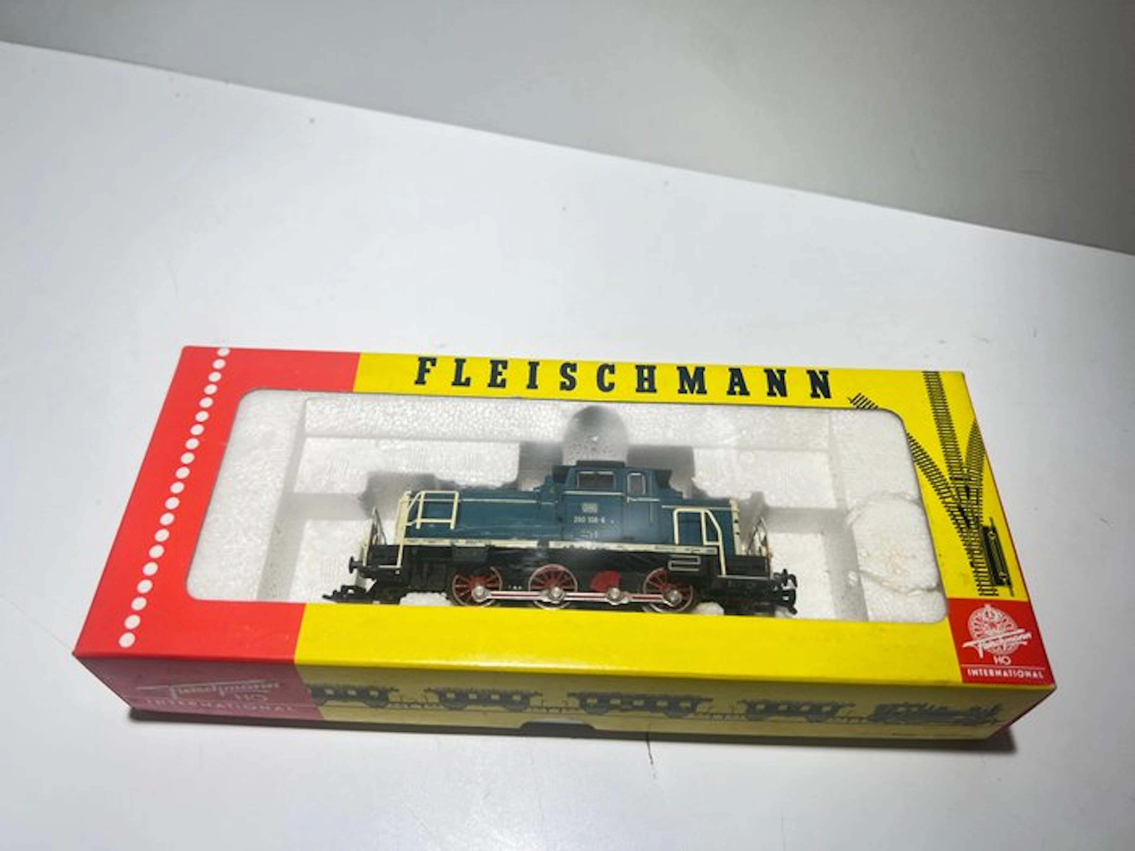 Fleischmann H0 - 4227 - Diesel locomotive (1) - Company number: 260 108-6 - DB