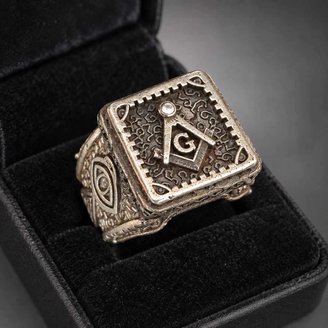 Museum-Grade Masonic Ring in Solid 925 Sterling Silver –...