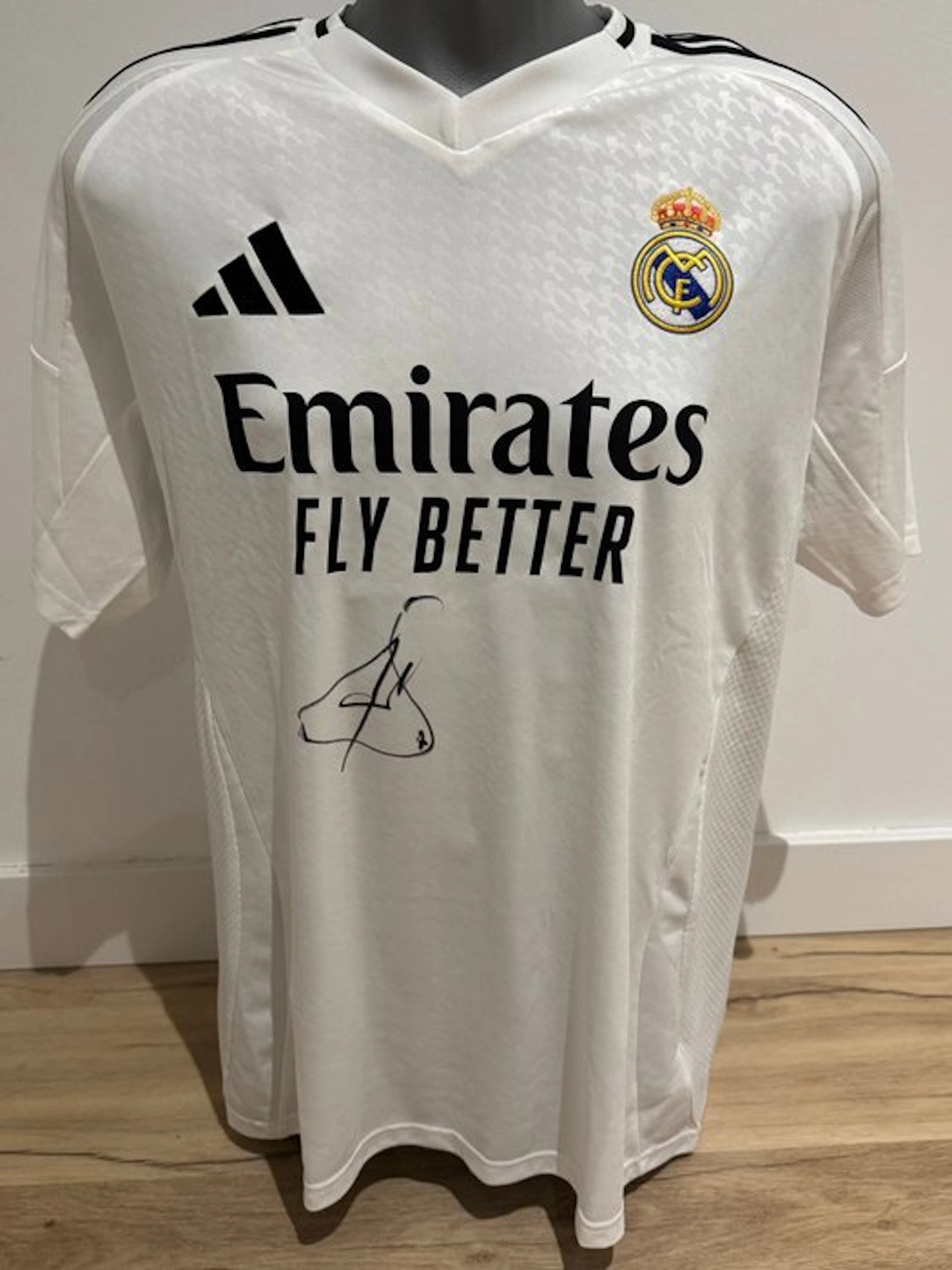 Real Madrid - Spanish Football League - Raúl González Blanco - Football jersey