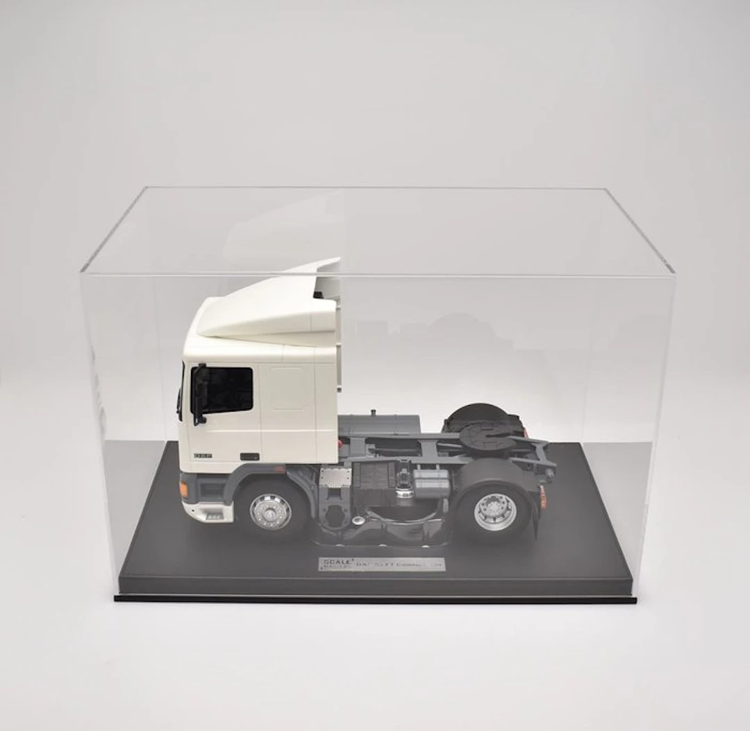 Scale Masters 1:18 - Model truck - DAF 95-FT Comfort Cab - + Acrylic Showcase
