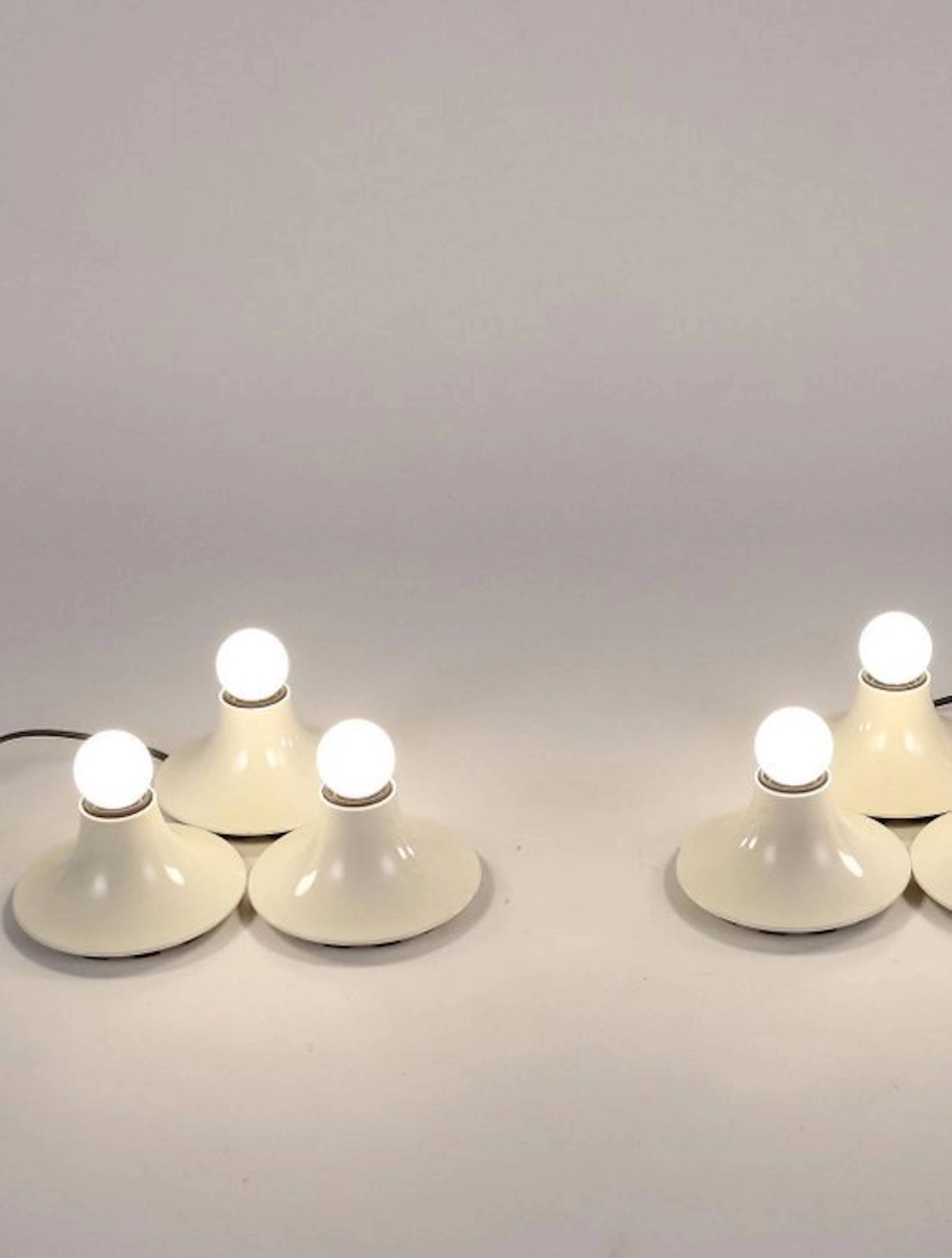 Artemide - Vico Magistretti - Lamp (5) - Teti - polycarbonate