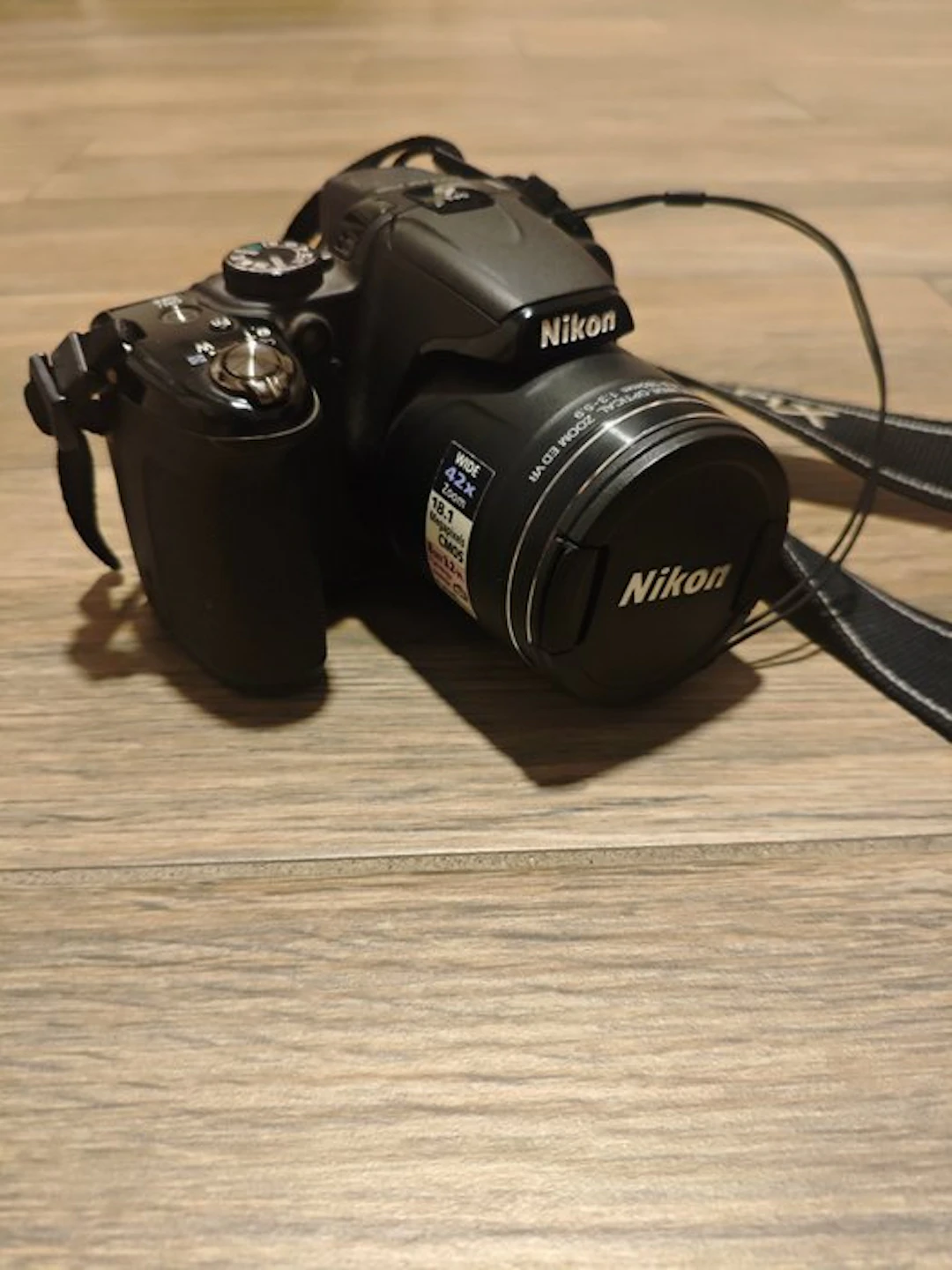 Nikon Coolpix P520 Digital compact camera