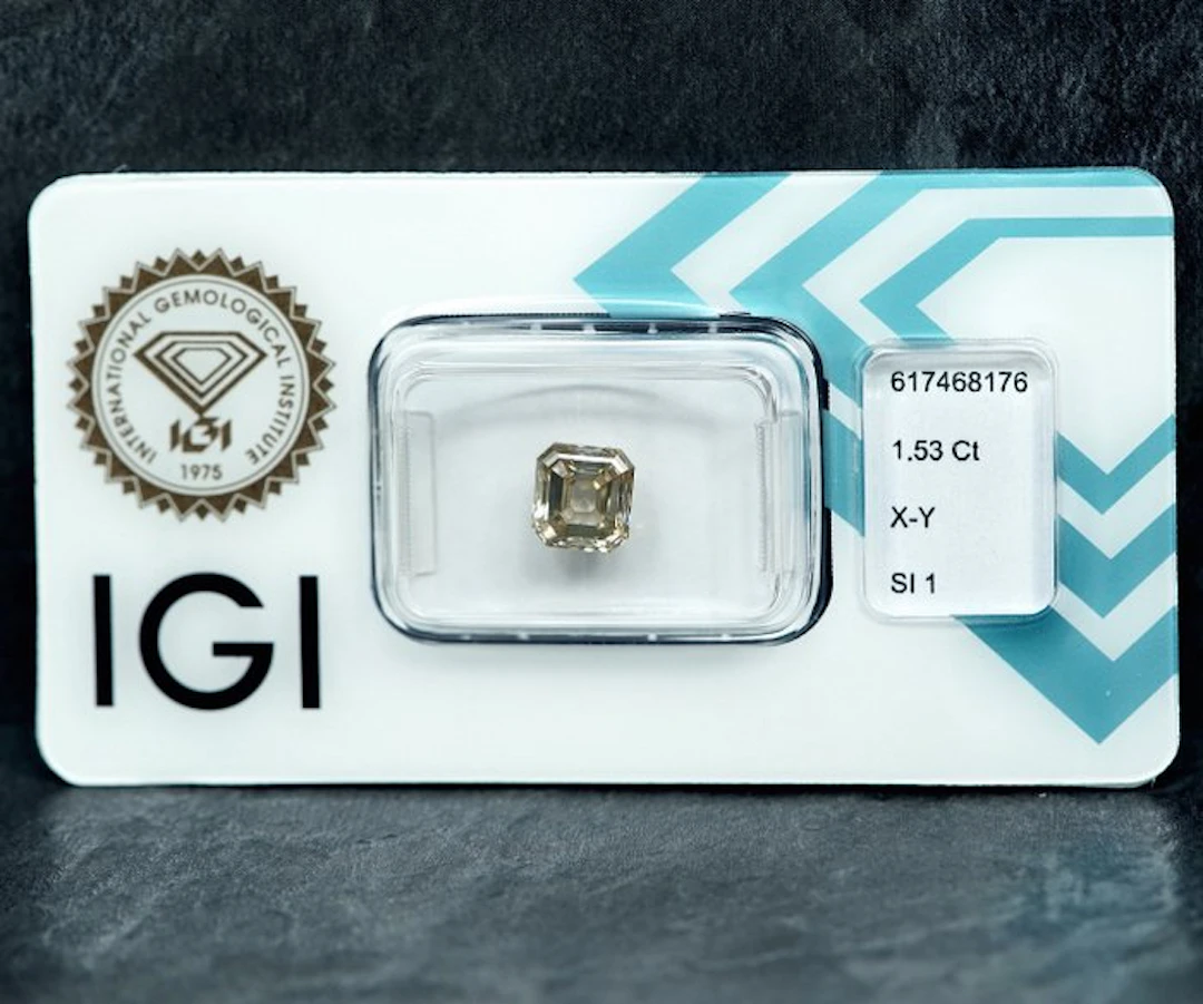 1 pcs Diamond (Natural coloured) - 1.53 ct - Light...