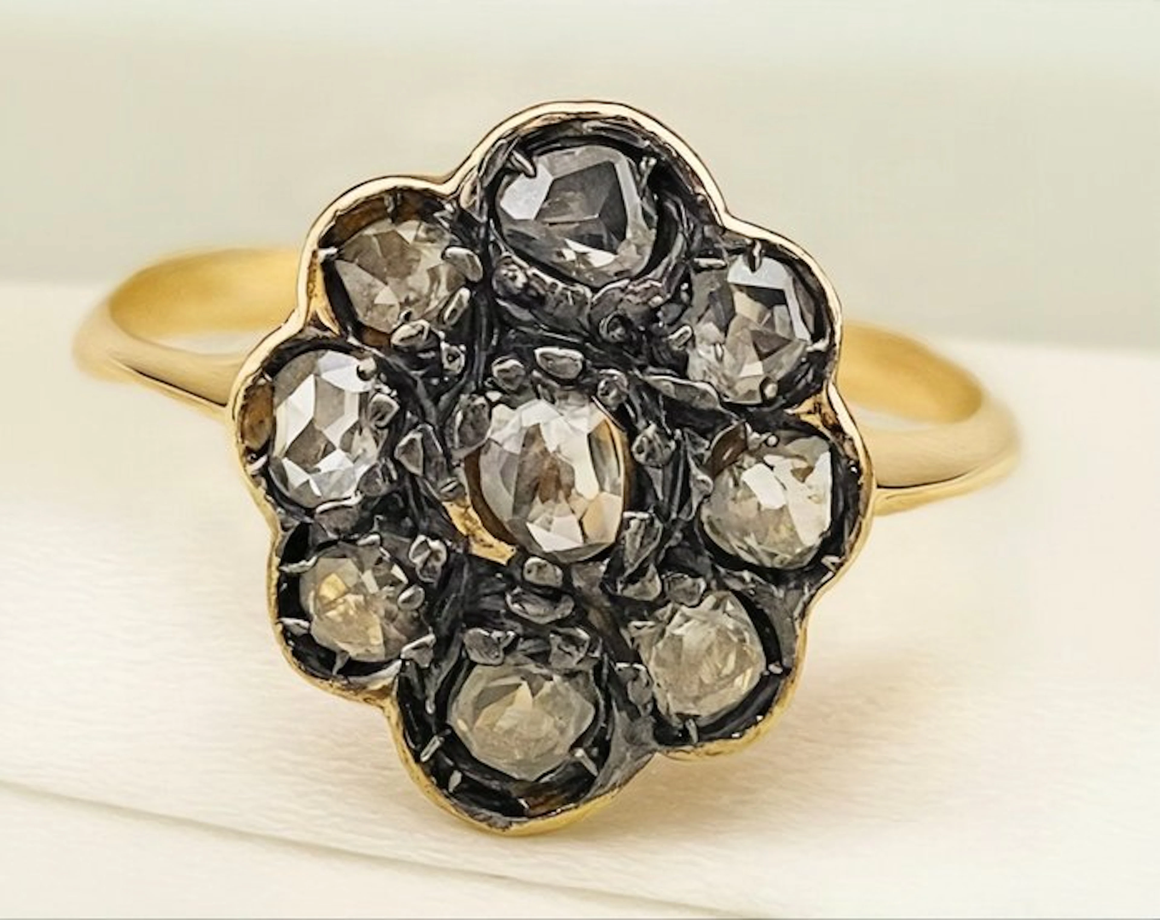 No reserve price - Ring - 9 kt. Yellow gold, Silver Diamond (Natural)