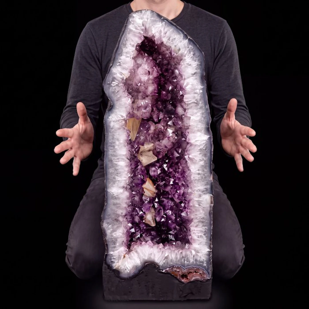 Amethyst - Cathedral Geode - 49x19x18 cm- 20.1 kg