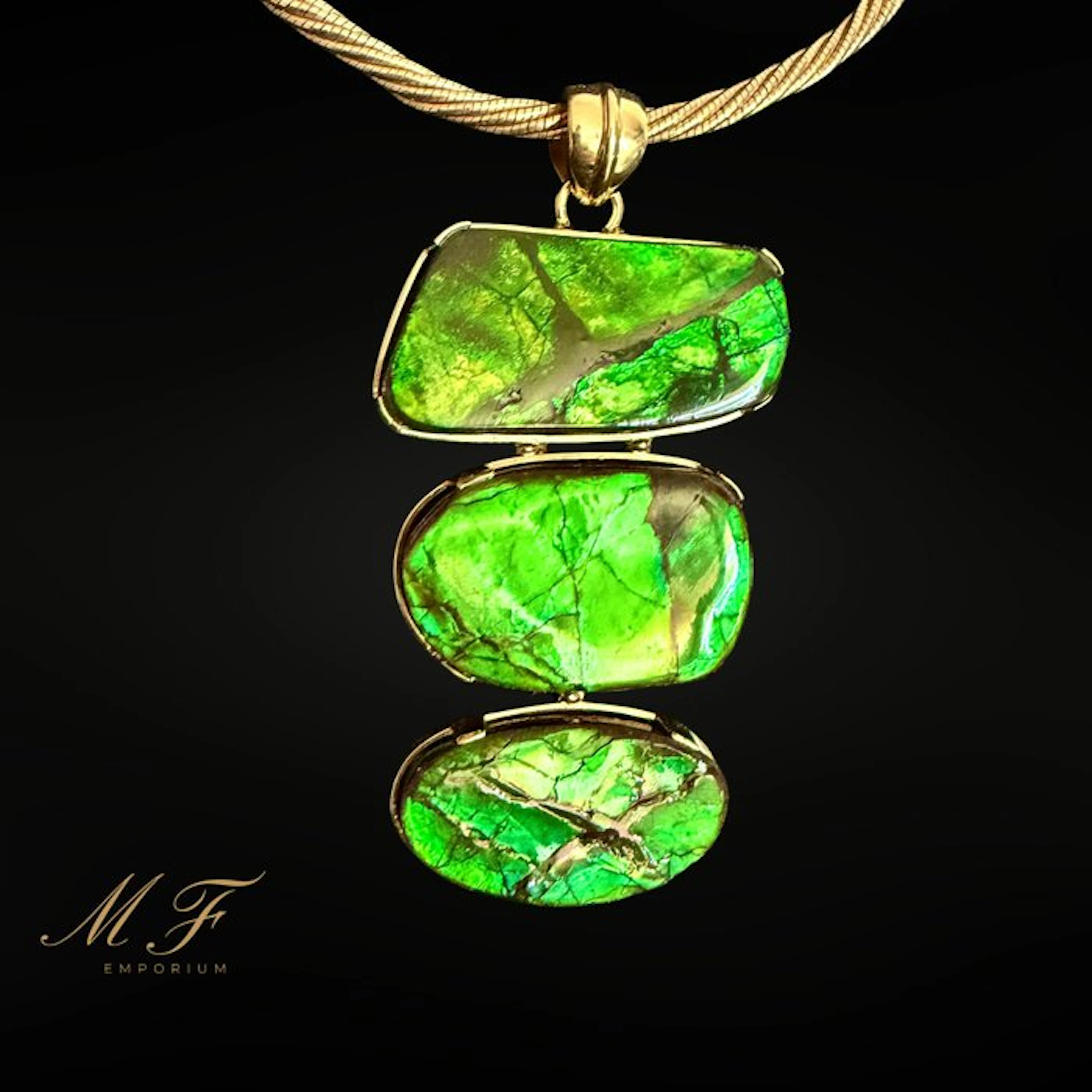 Exceptional pendant - Ammolite and Gold Jewellery...