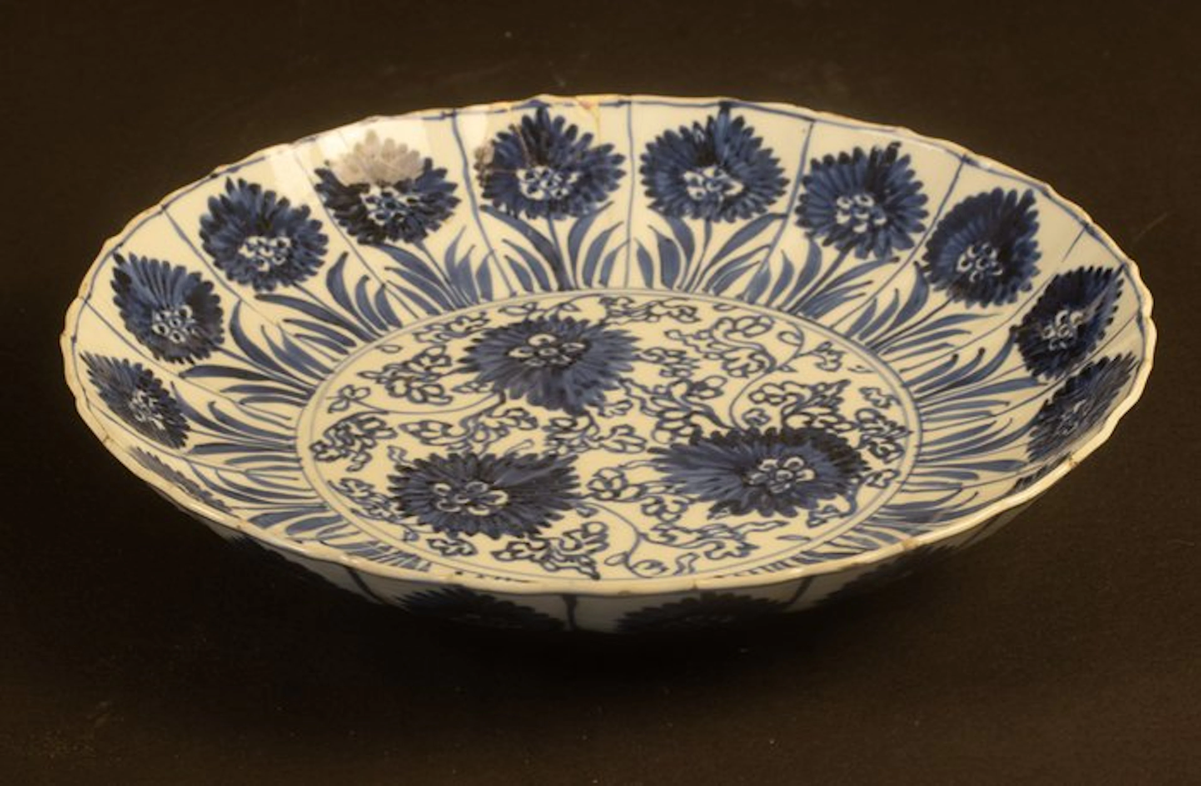 Saucer - Porcelain